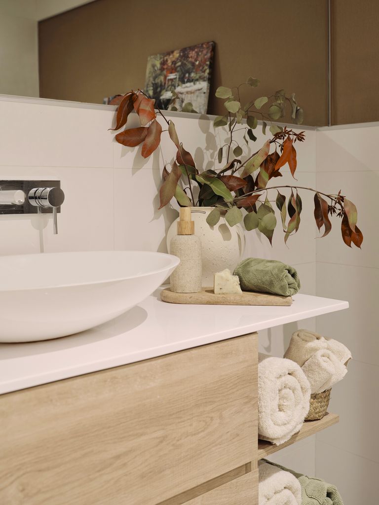 salle de bain mur kaki