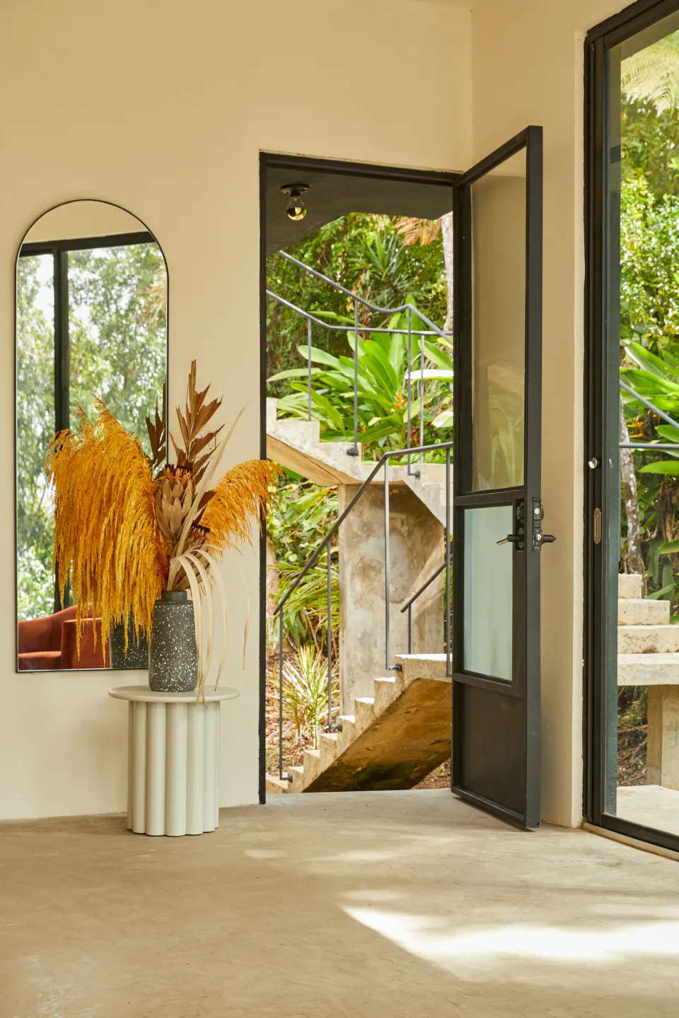 entrée maison contemporaine