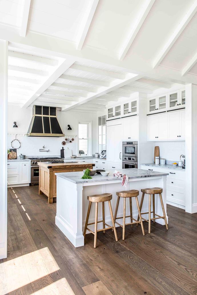 cuisine blanche avec îlot décoration campagne chic