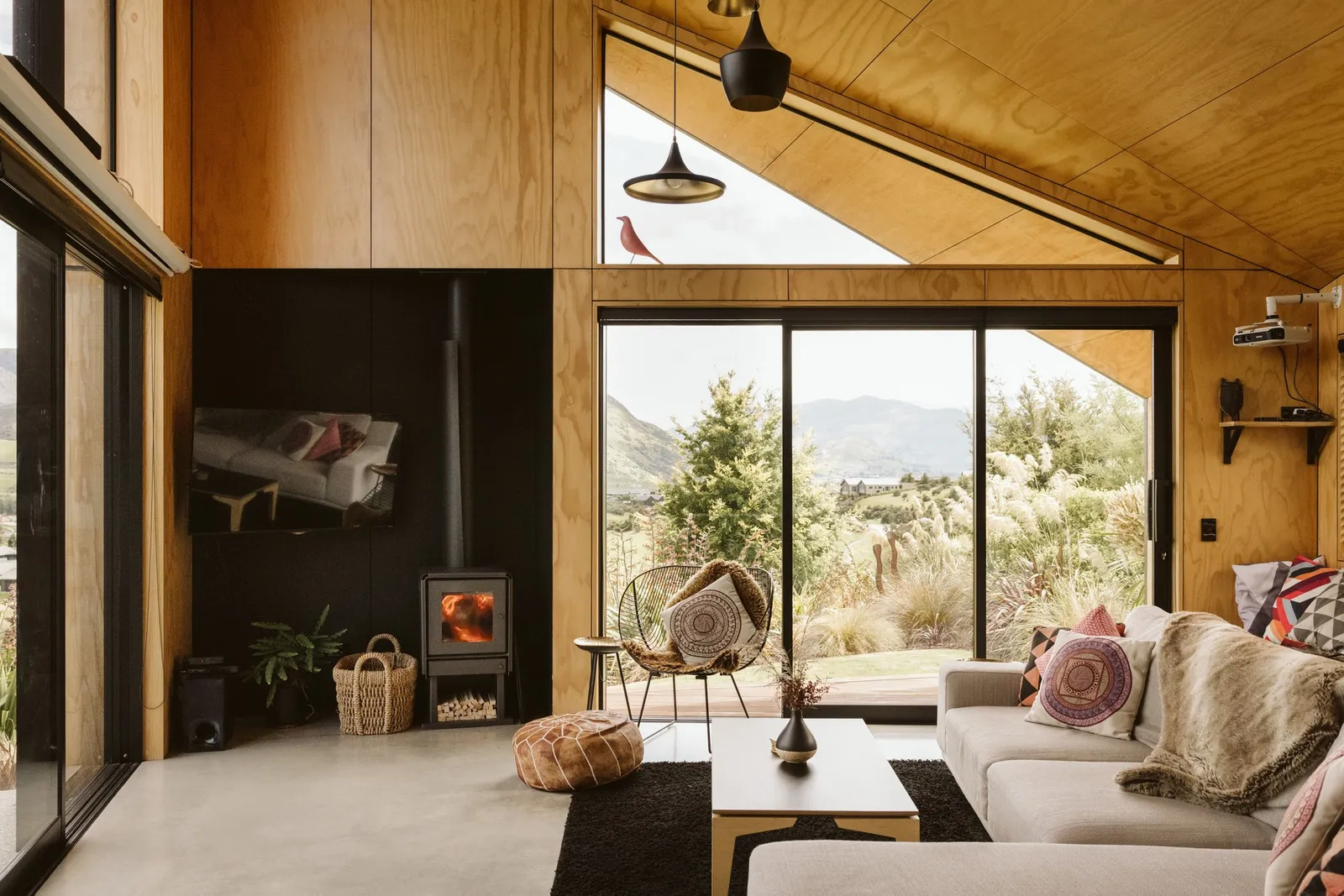salon murs bois maison architecte 