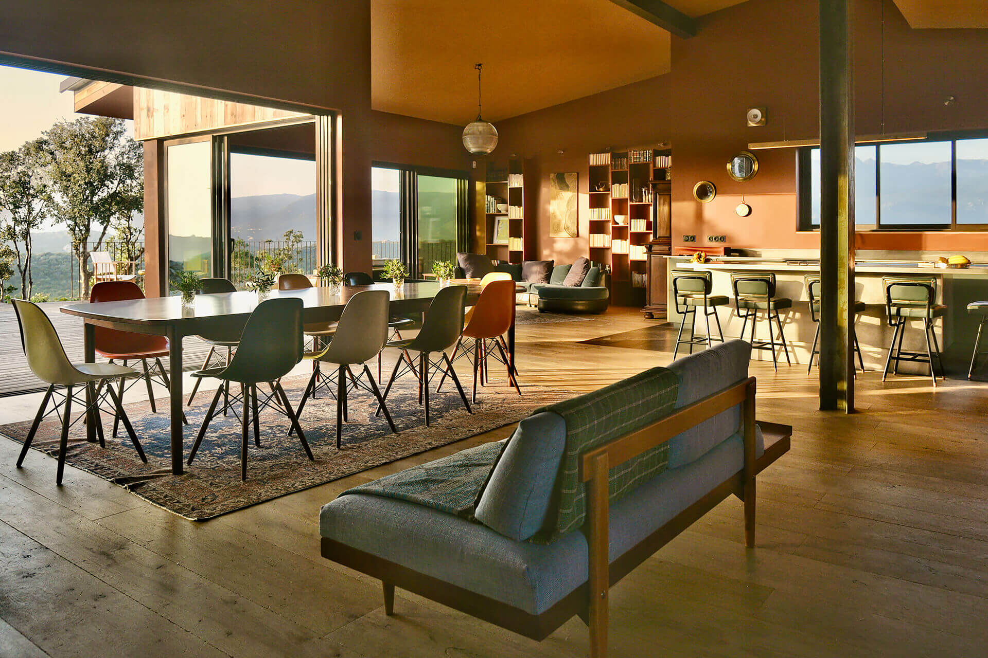 salon avec cuisine ouverte maison en bois contemporaine salon avec cuisine ouverte maison en bois contemporaine