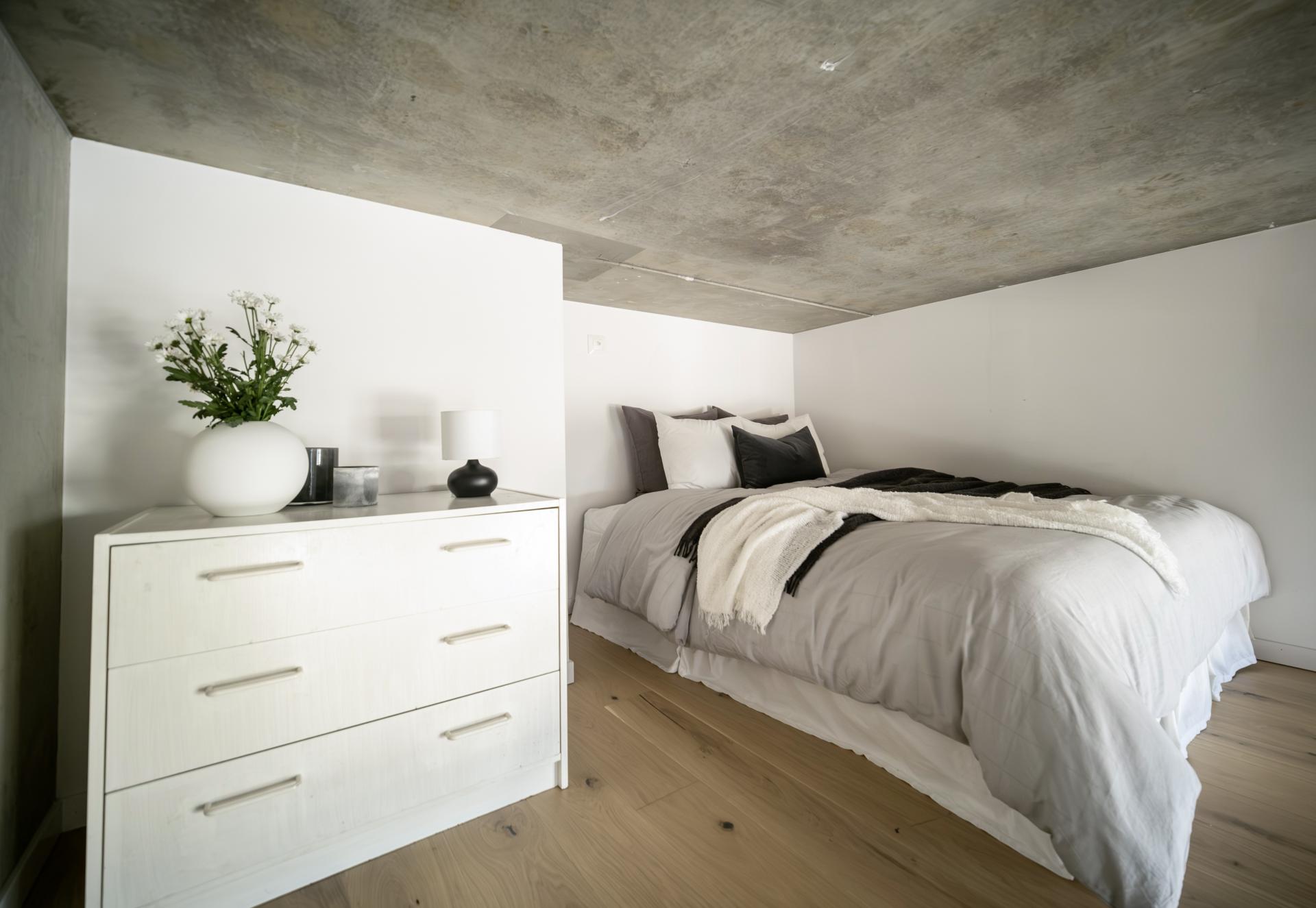chambre basse sur mezzanine