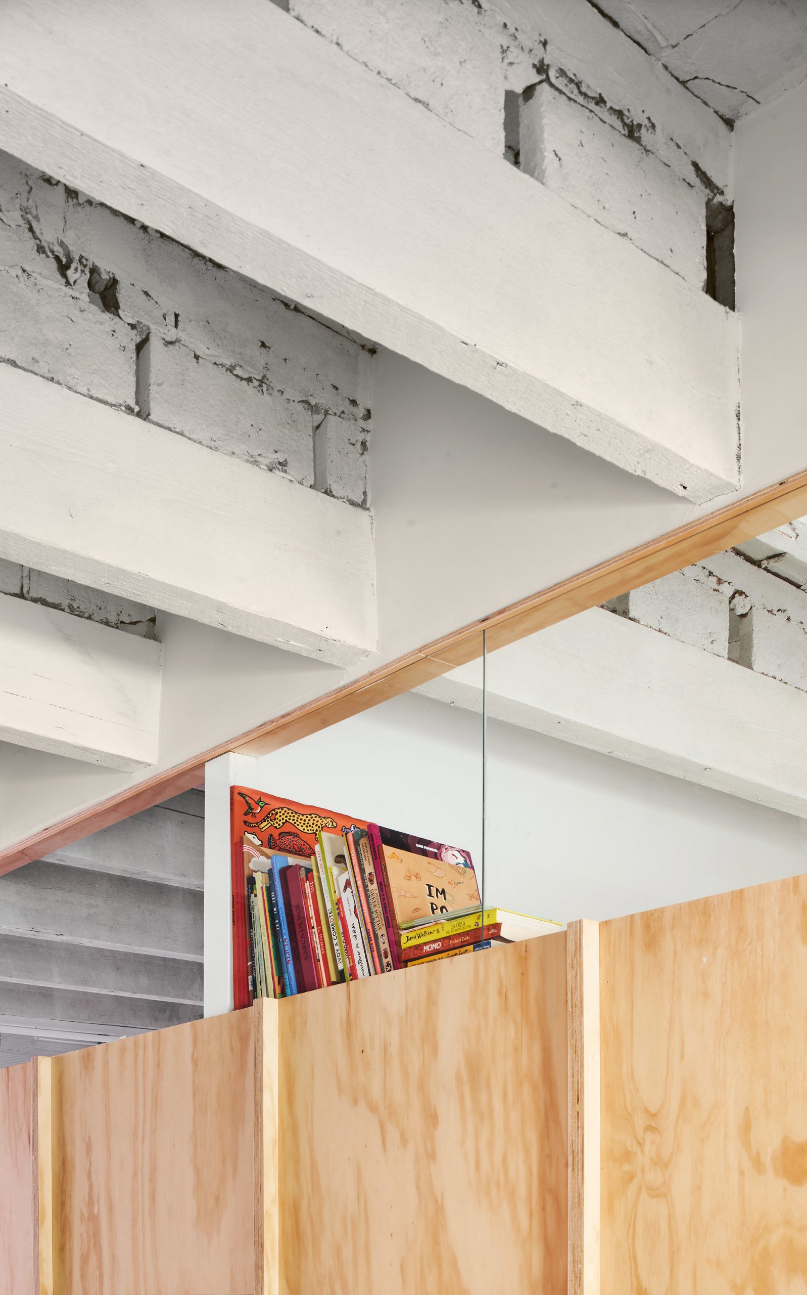 cloison bibliothèque en bois