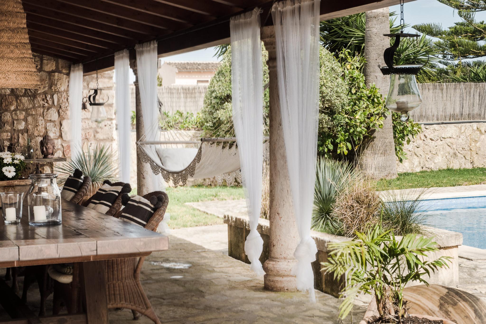 terrasse maison en pierres