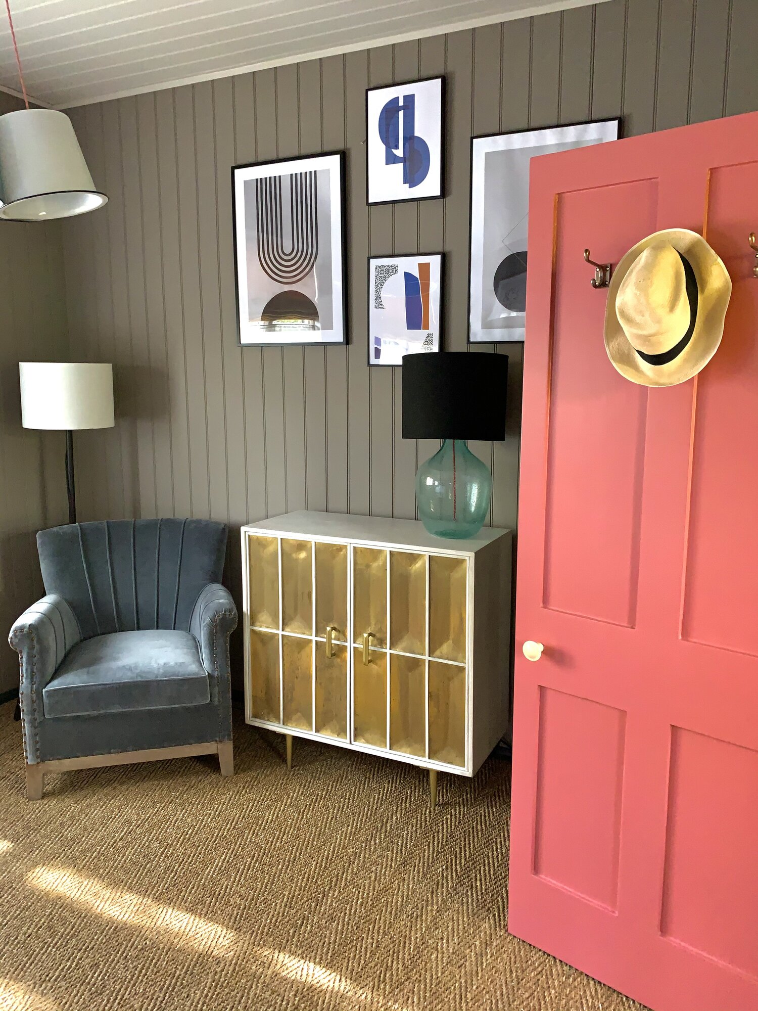 chambre lambris gris