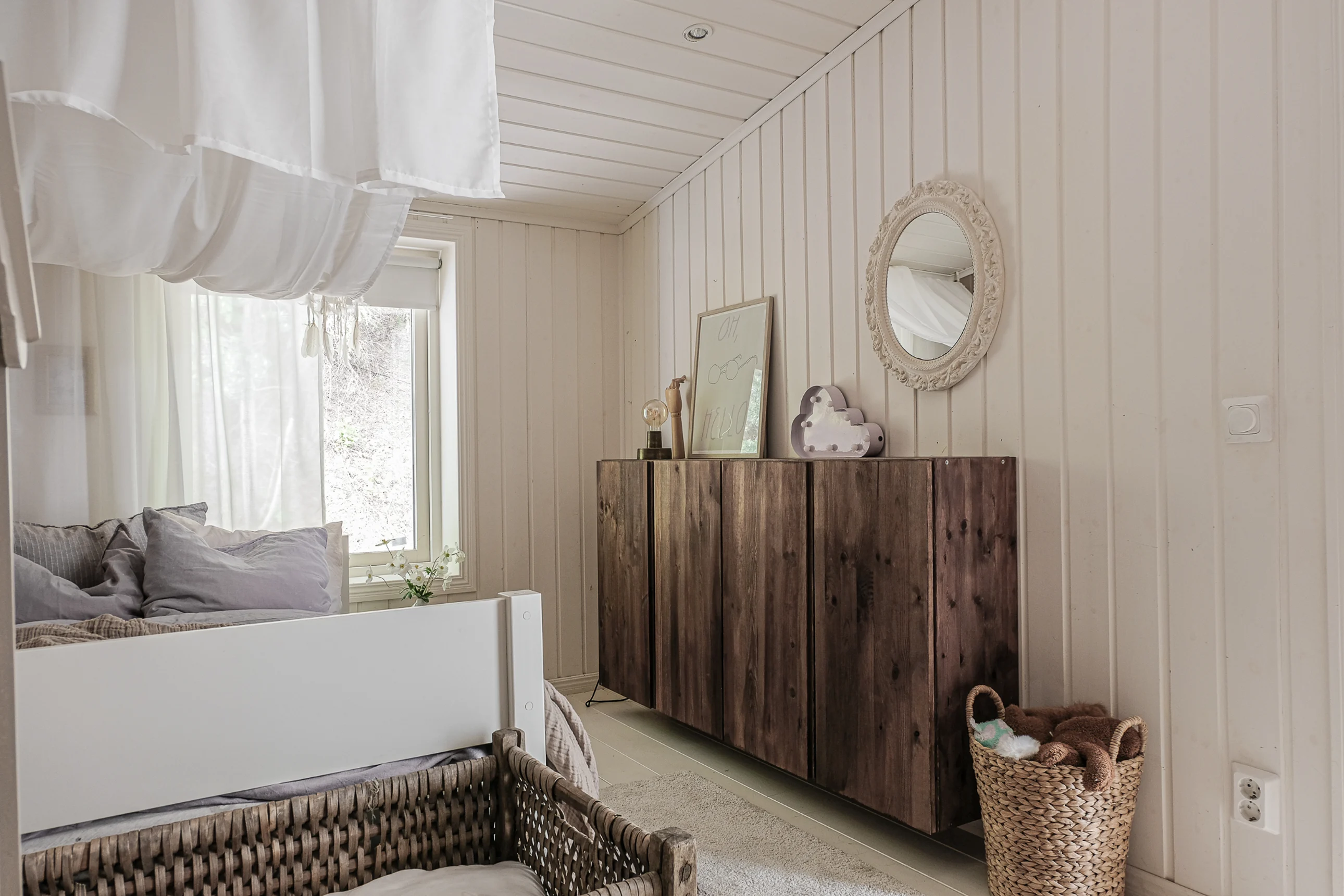 chambre maison en bois décoration scandinave