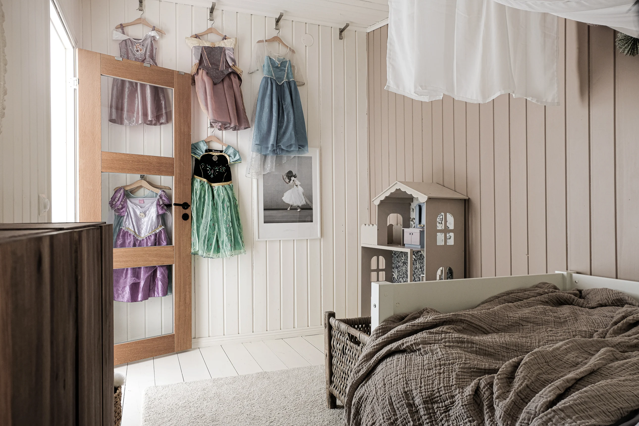 chambre maison en bois décoration scandinave