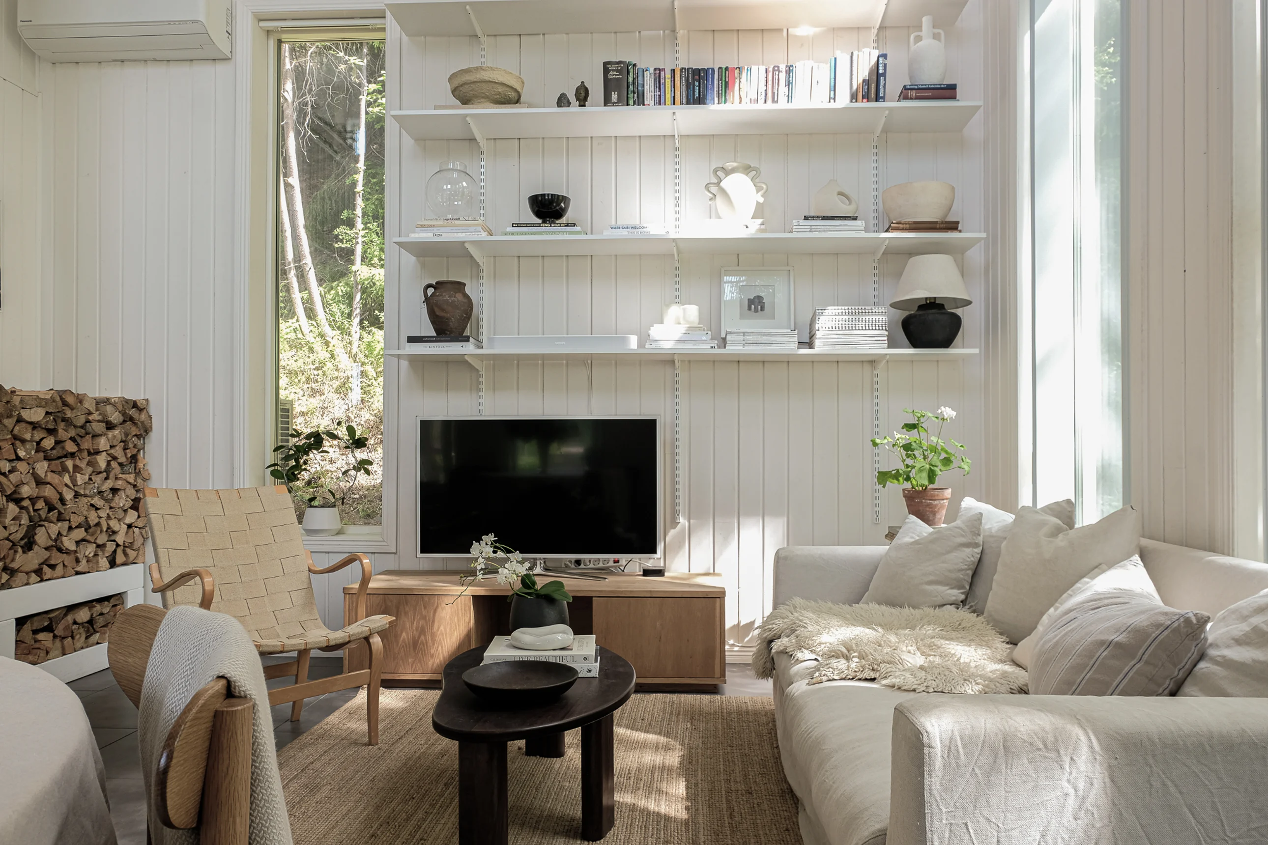 salon maison en bois décoration scandinave