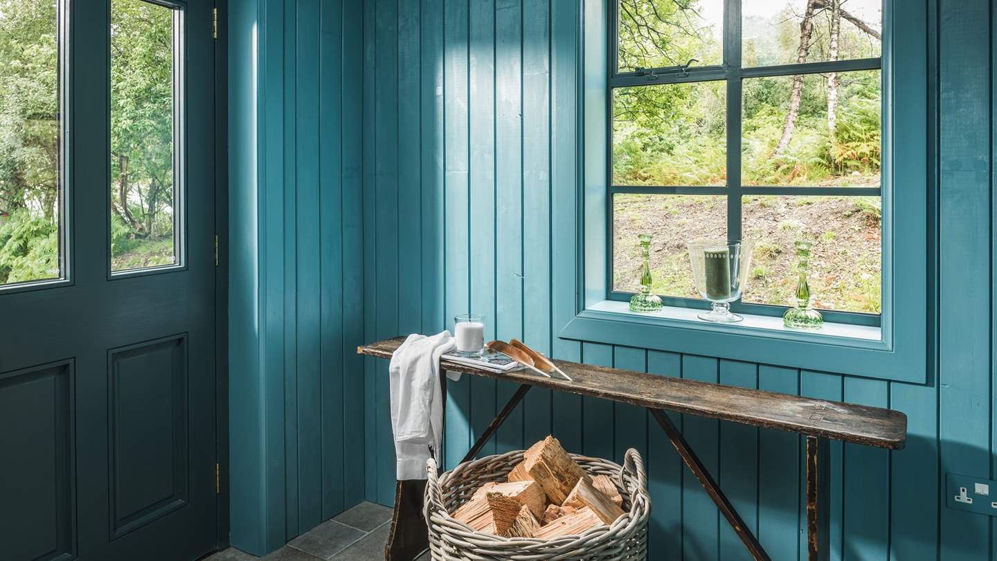 entrée décoration colorée cottage île de Mull entrée décoration colorée cottage île de Mull