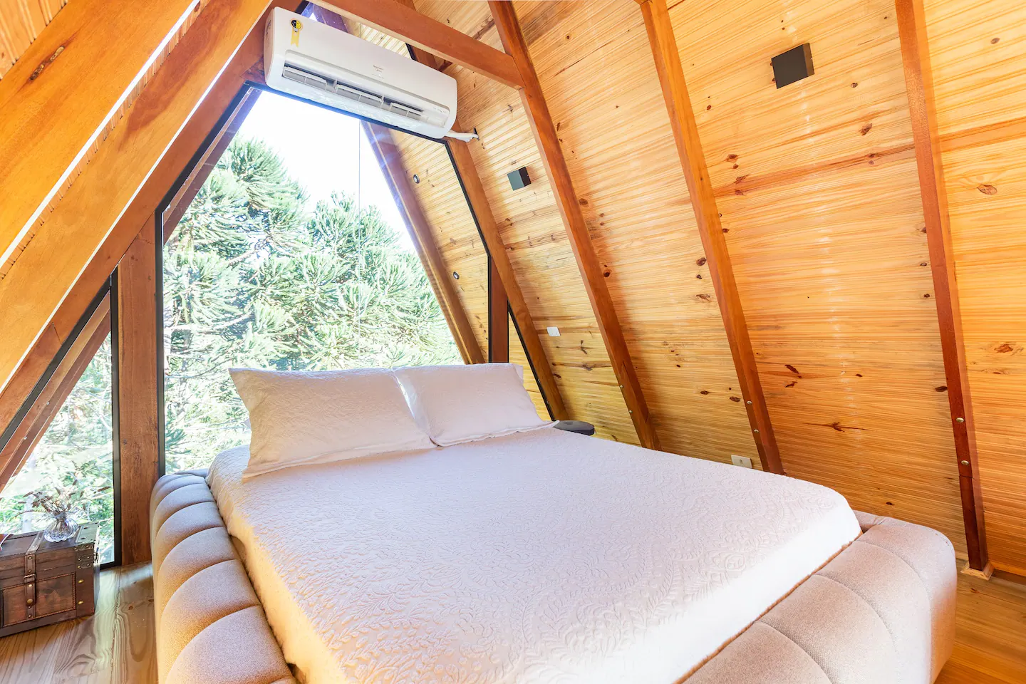 chambre mansardée maison en bois