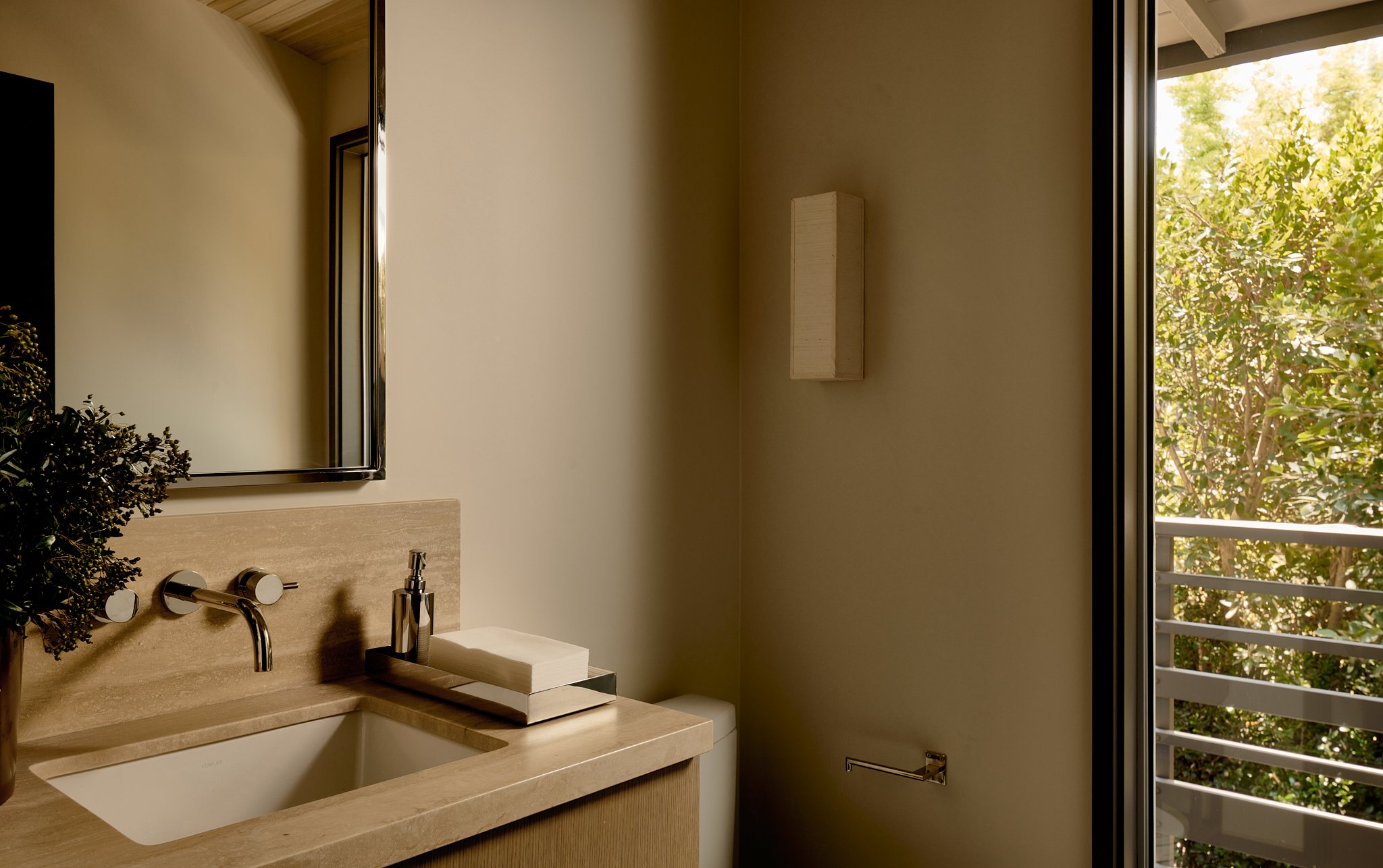 salle de bain beige
