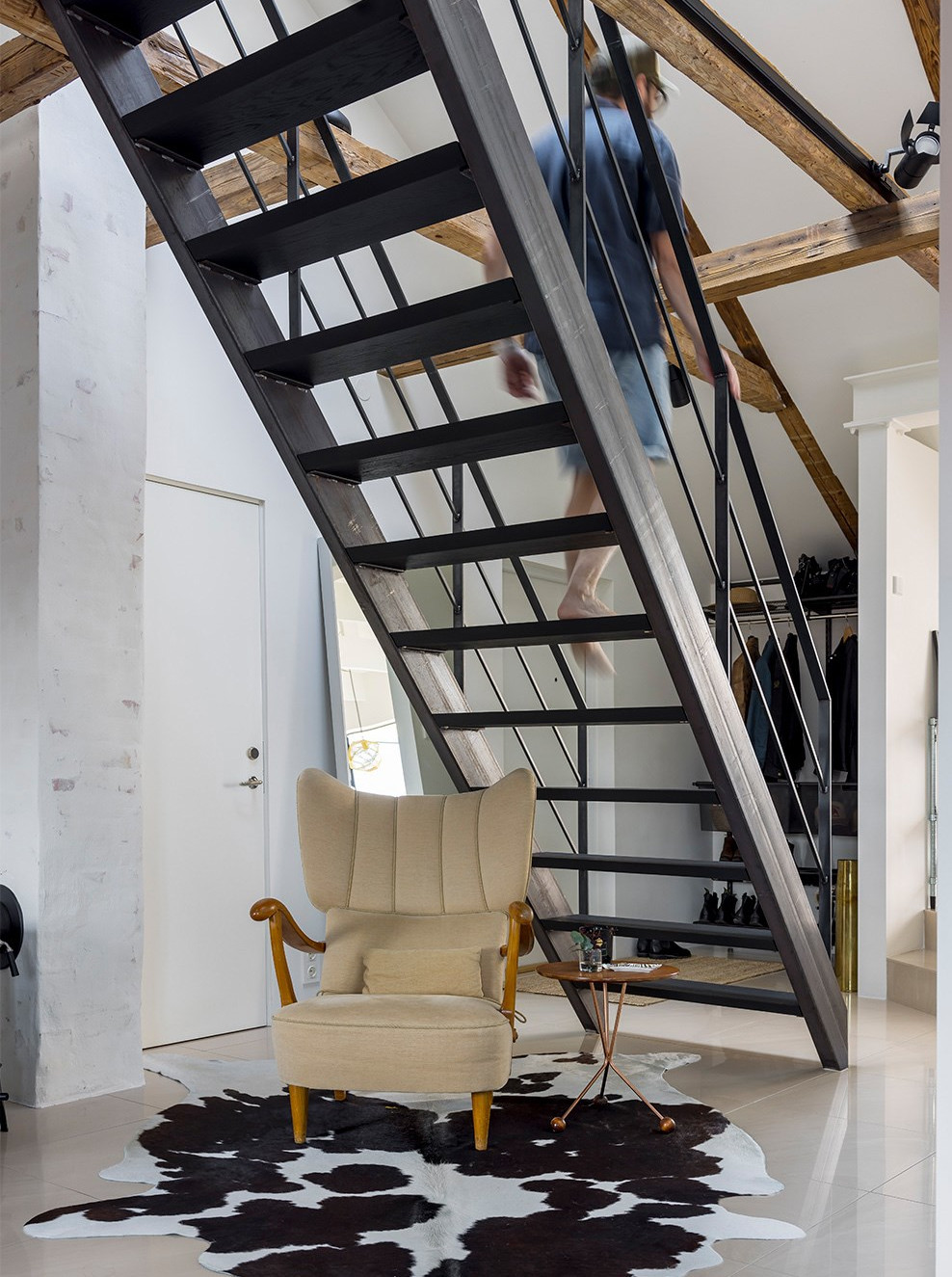 escalier noir