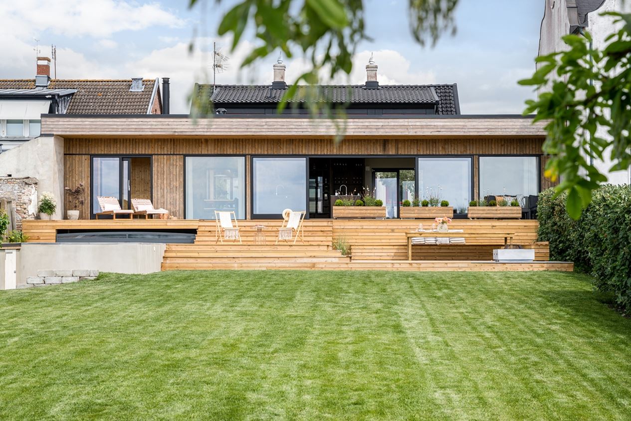 maison ancienne avec agrandissement en bois
