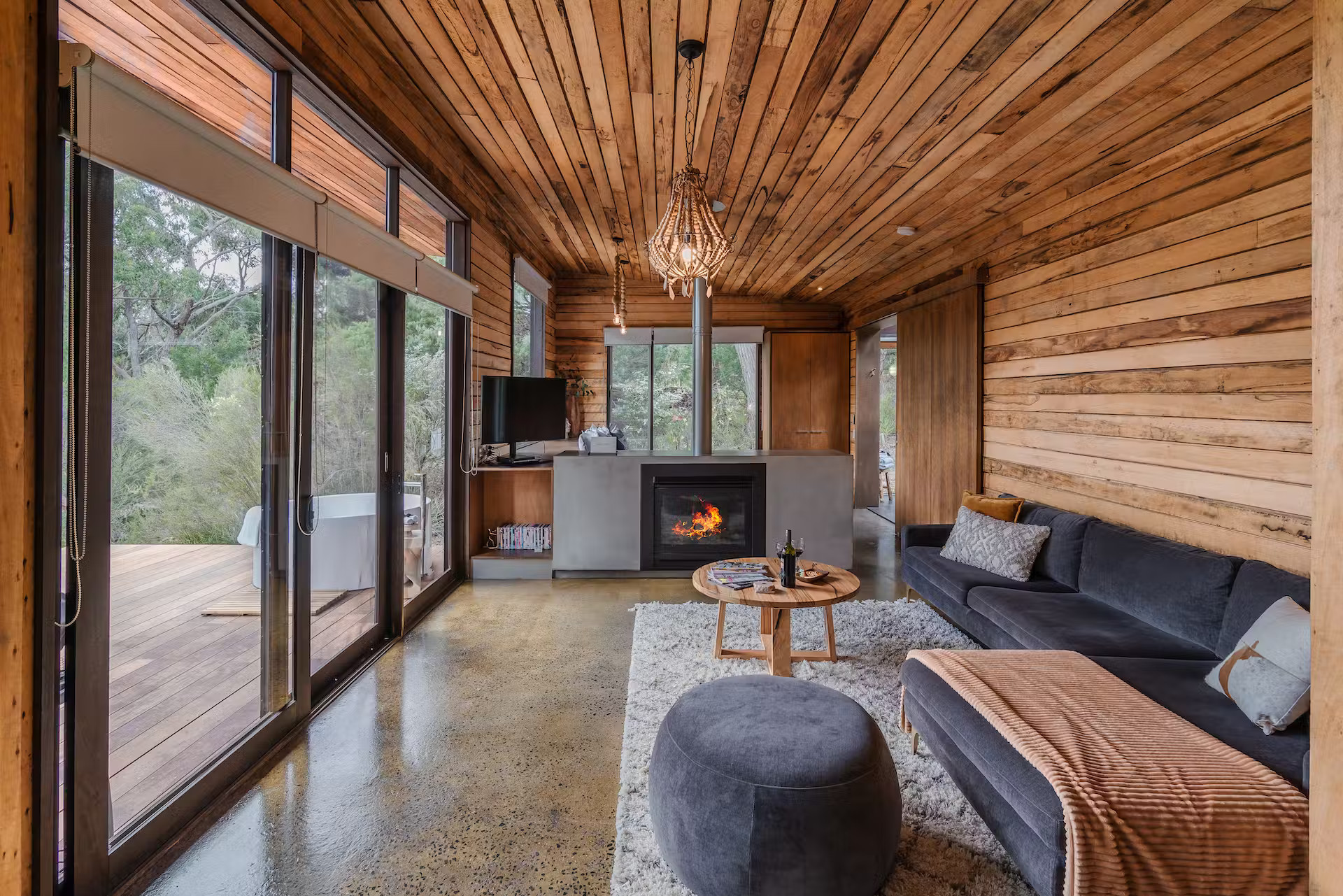 salon avec cheminée maison en bois salon avec cheminée maison en bois