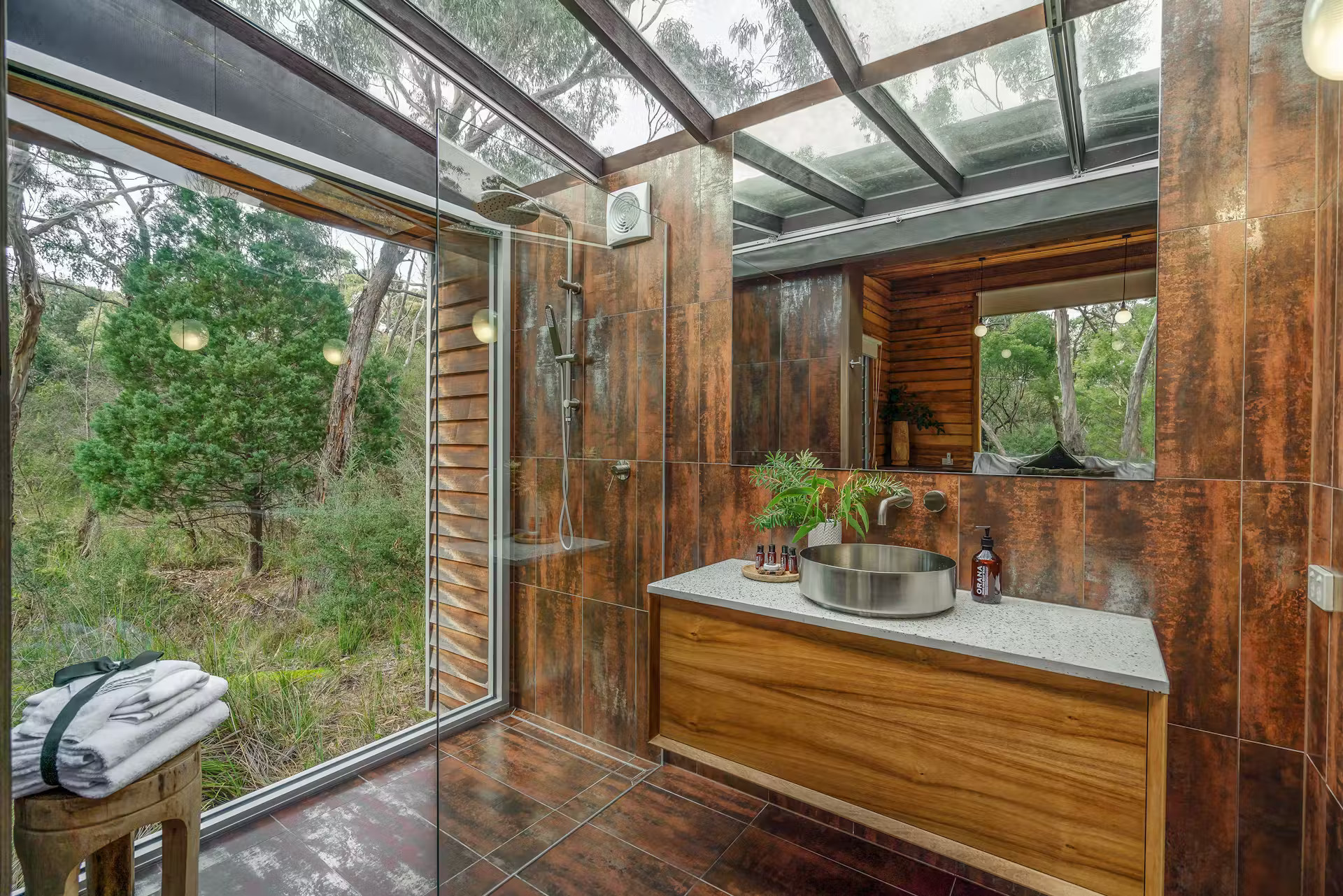 salle de bain avec baie vitrée maison en bois salle de bain avec baie vitrée maison en bois