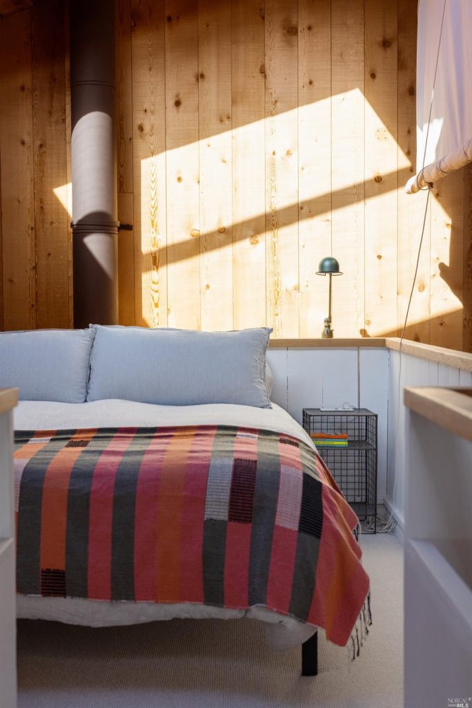 chambre mur bois