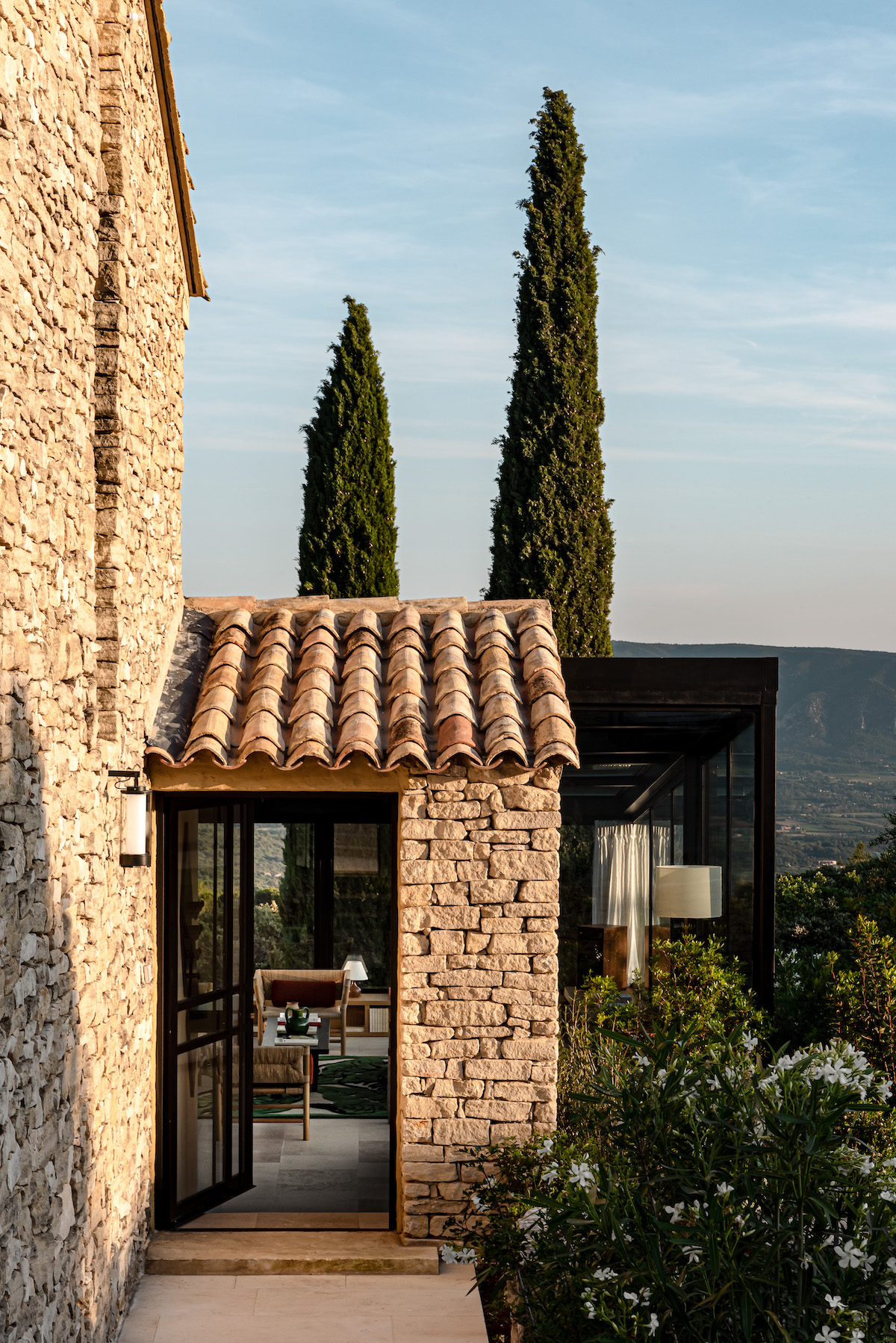 maison à Gordes en pierres Les Hauts de Gordes maison à Gordes en pierres Les Hauts de Gordes