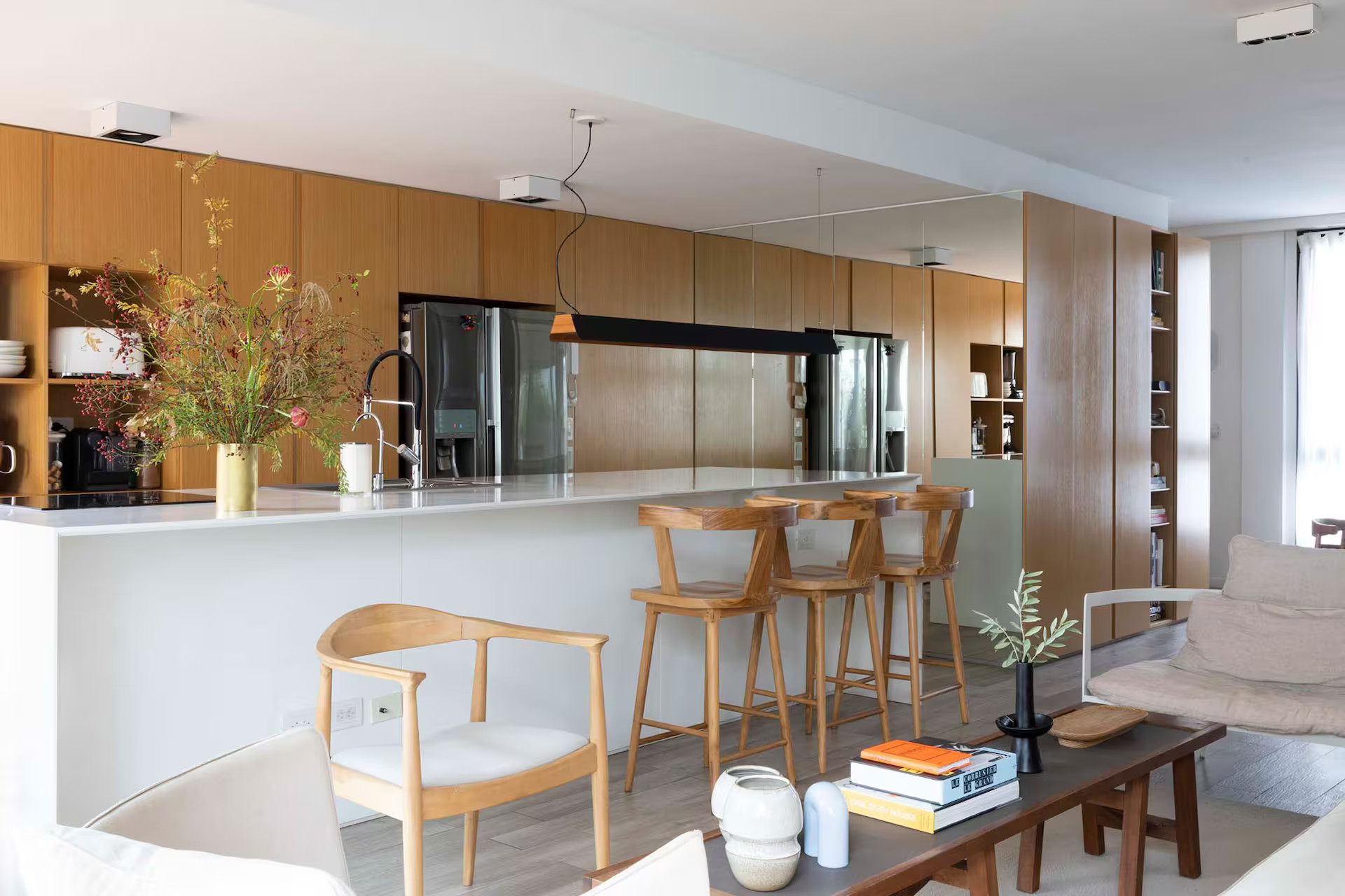 cuisine bois dans salon décoration contemporaine