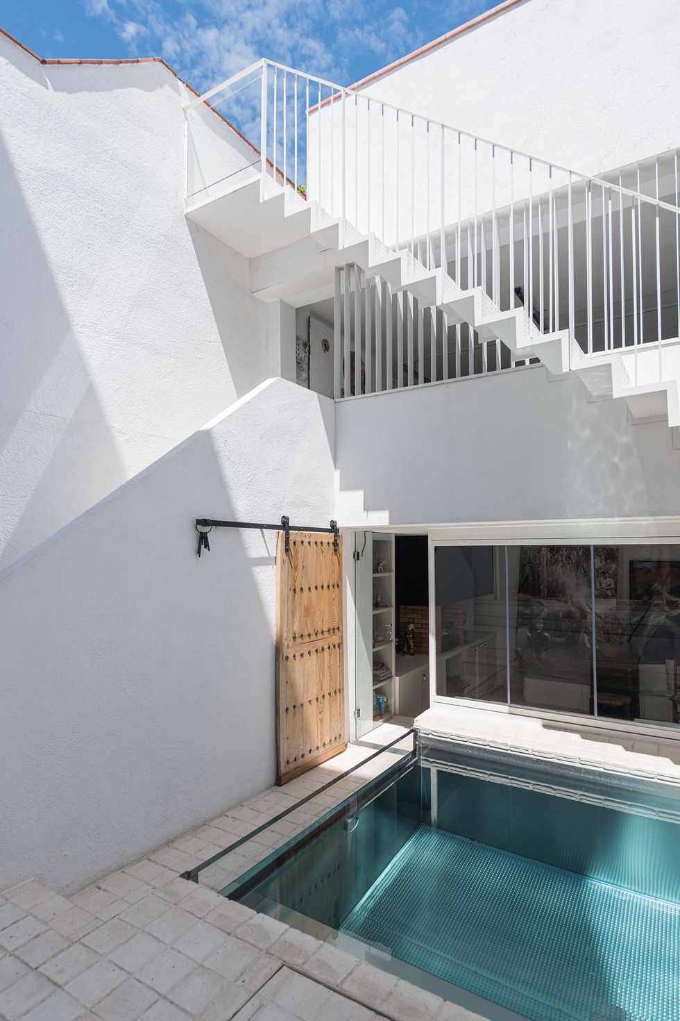 patio avec piscine 
