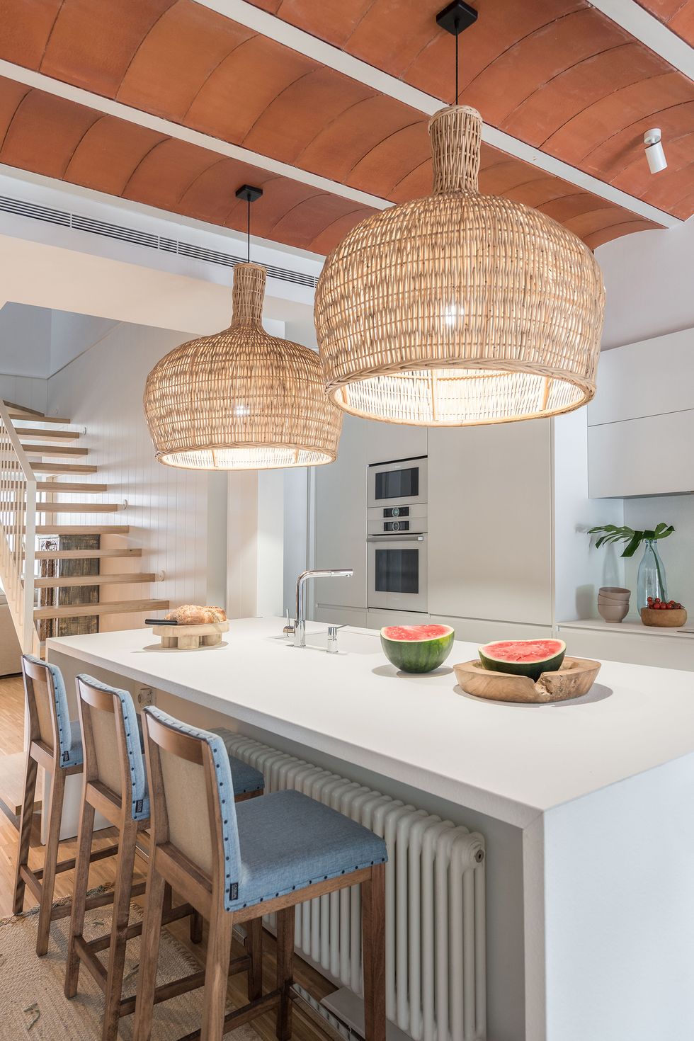 cuisine plafond catalan décoration design blanche