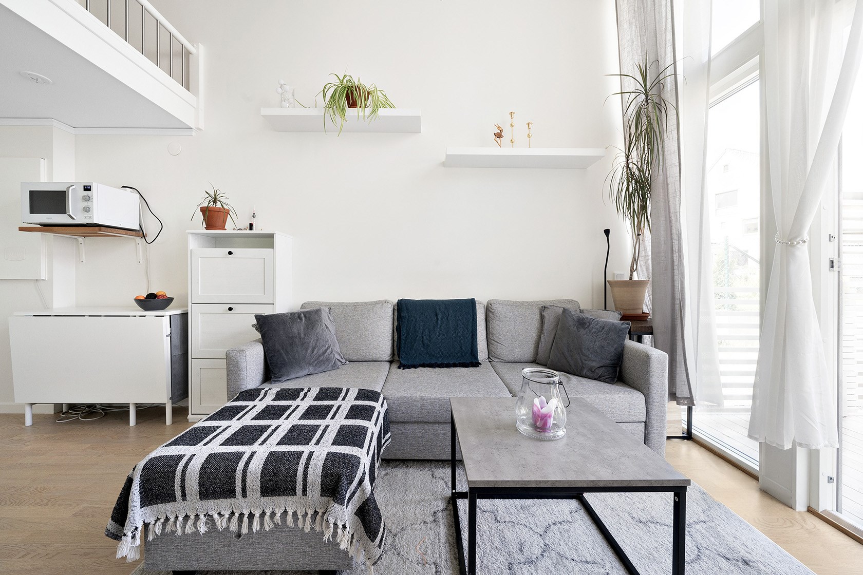 salon avec mezzanine