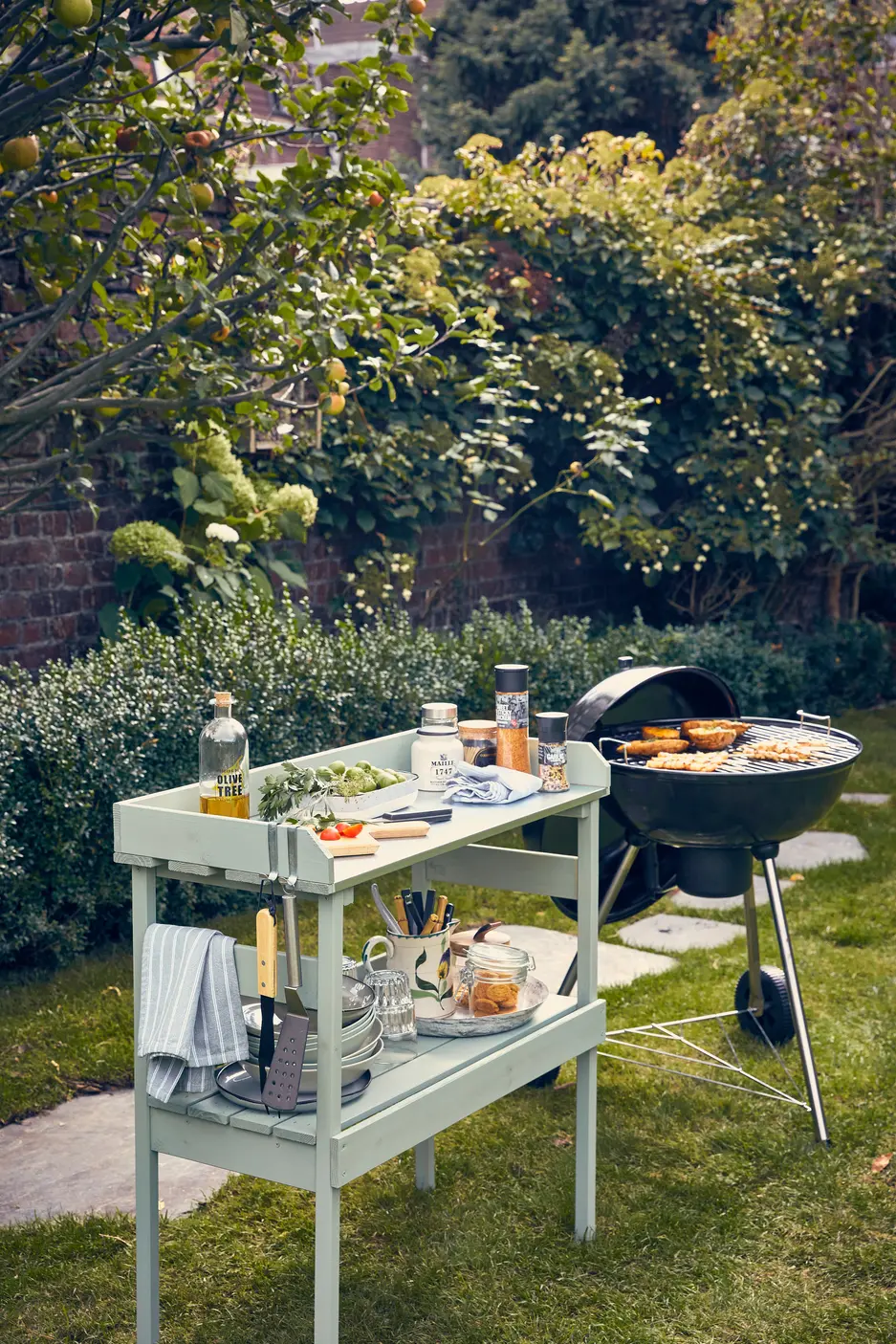 barbecue et desserte 