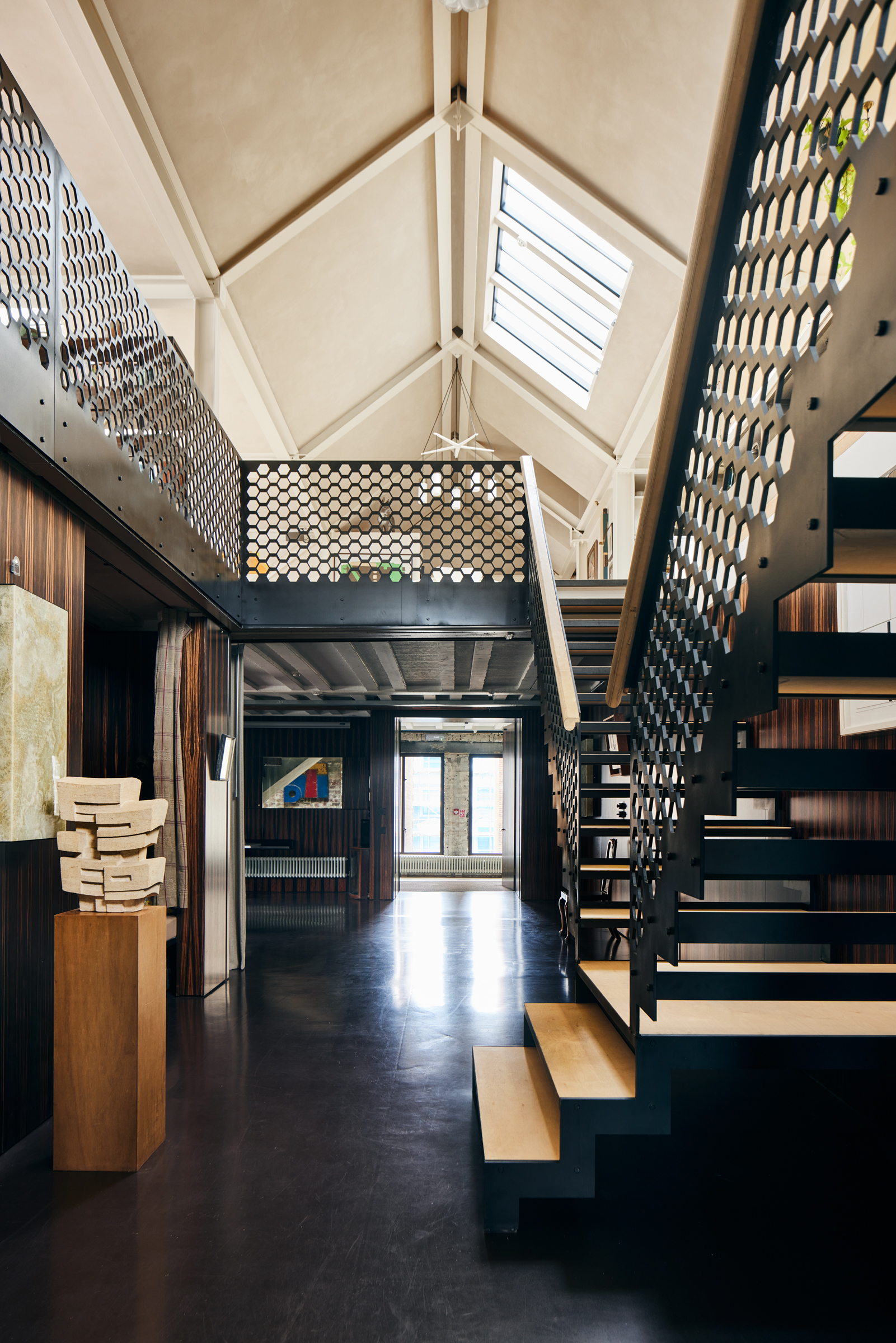 entrée avec escalier loft
