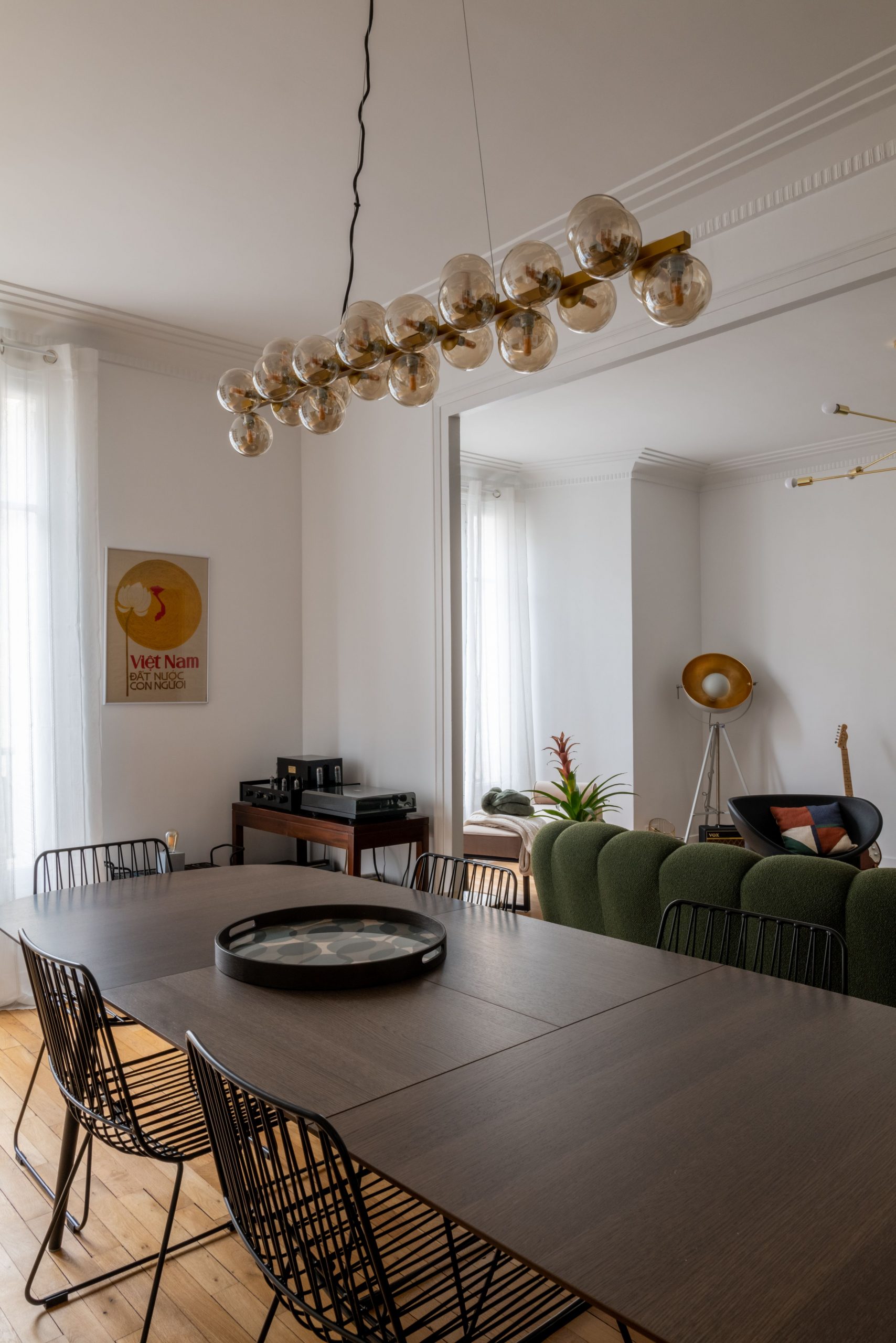 salle à manger appartement haussmannien décoration contemporaine salle à manger appartement haussmannien décoration contemporaine