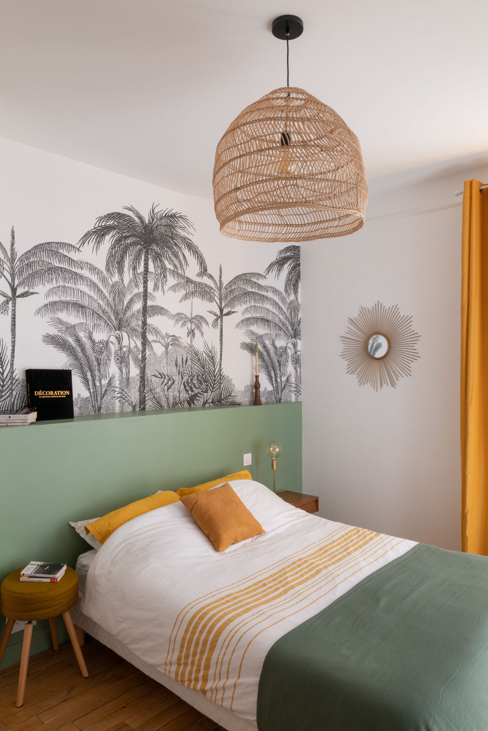 chambre avec papier-peint exotique chambre avec papier-peint exotique
