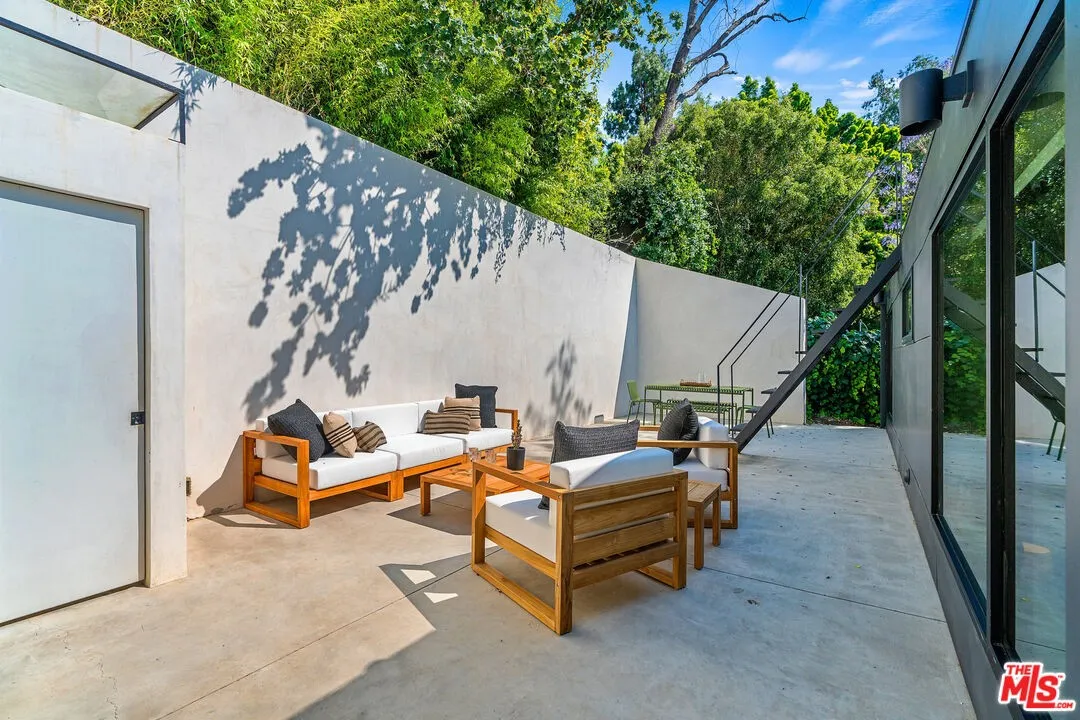 terrasse béton maison contemporaine