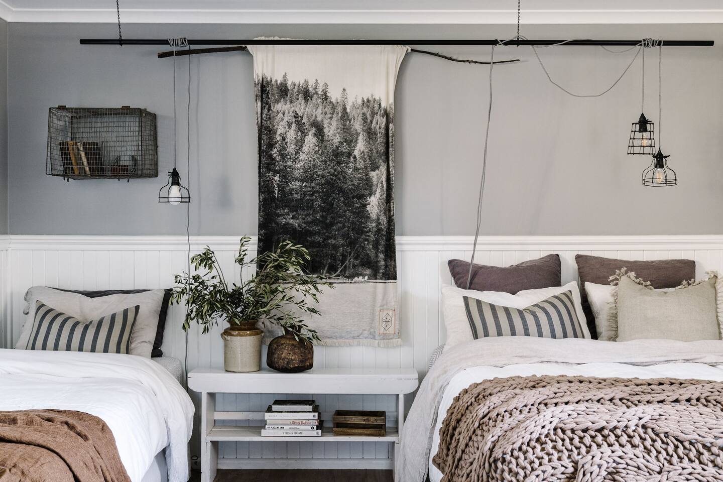 chambre à deux lits décoration rustique chic