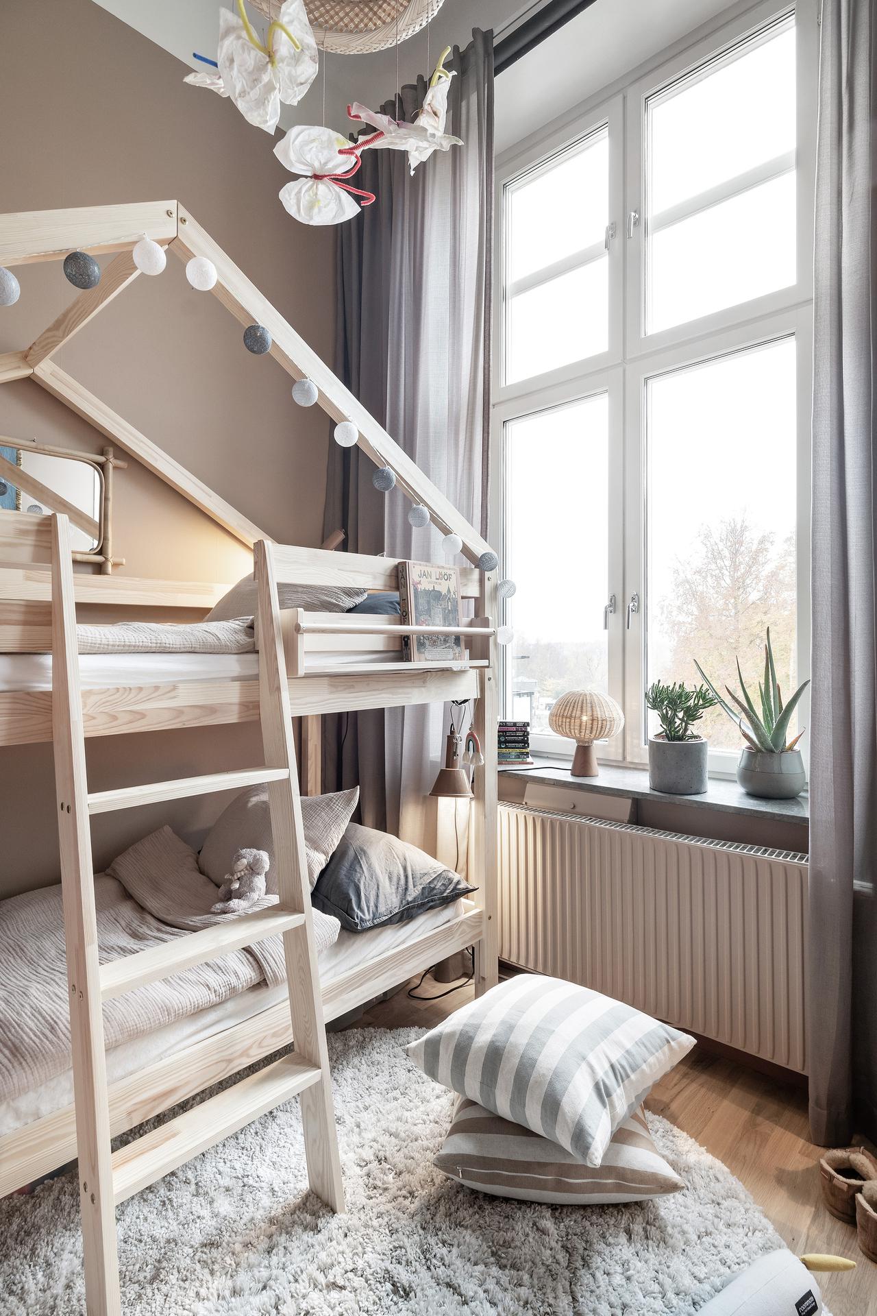 chambre lit cabane superposés décoration scandinave