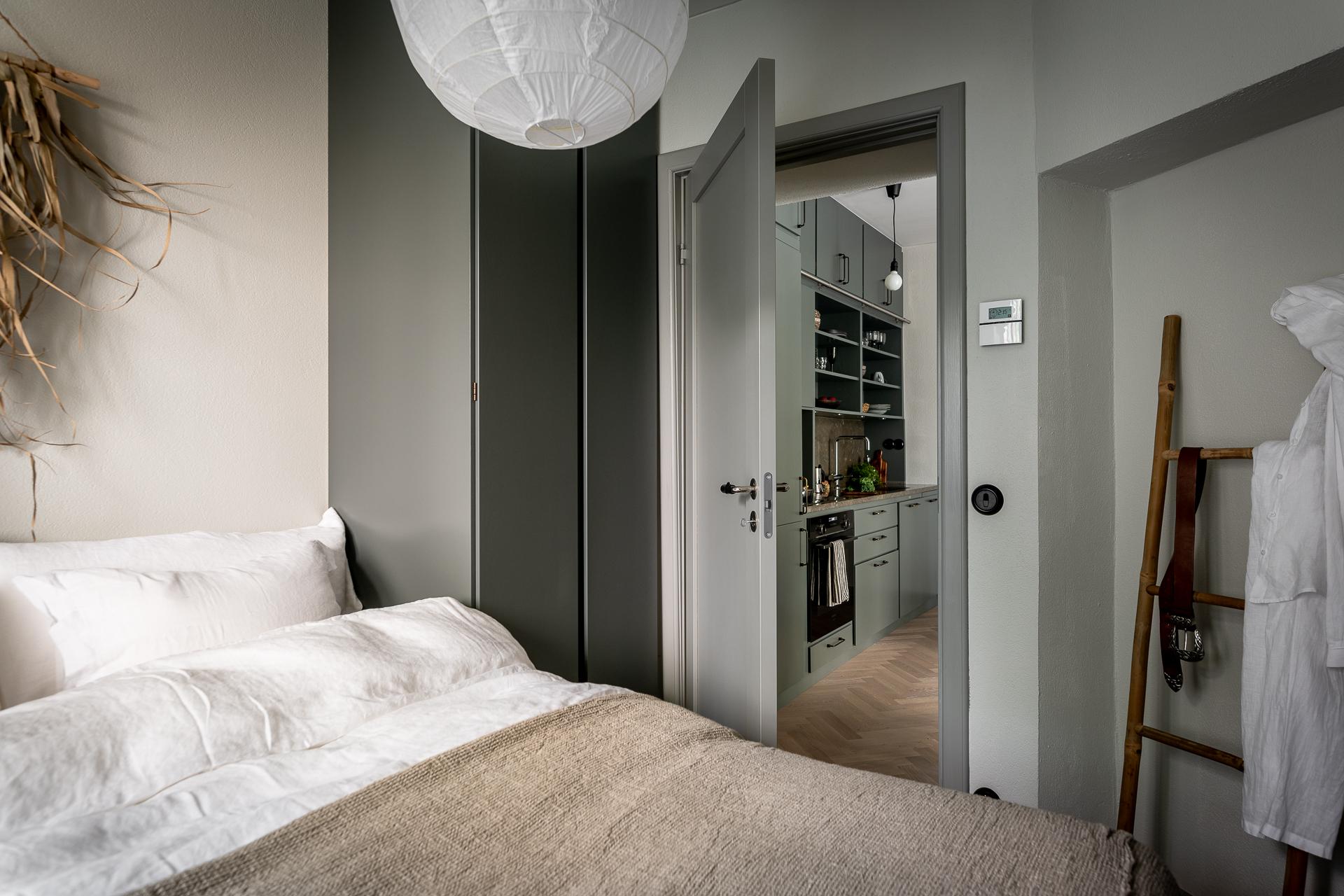 chambre avec armoire décoration scandinave