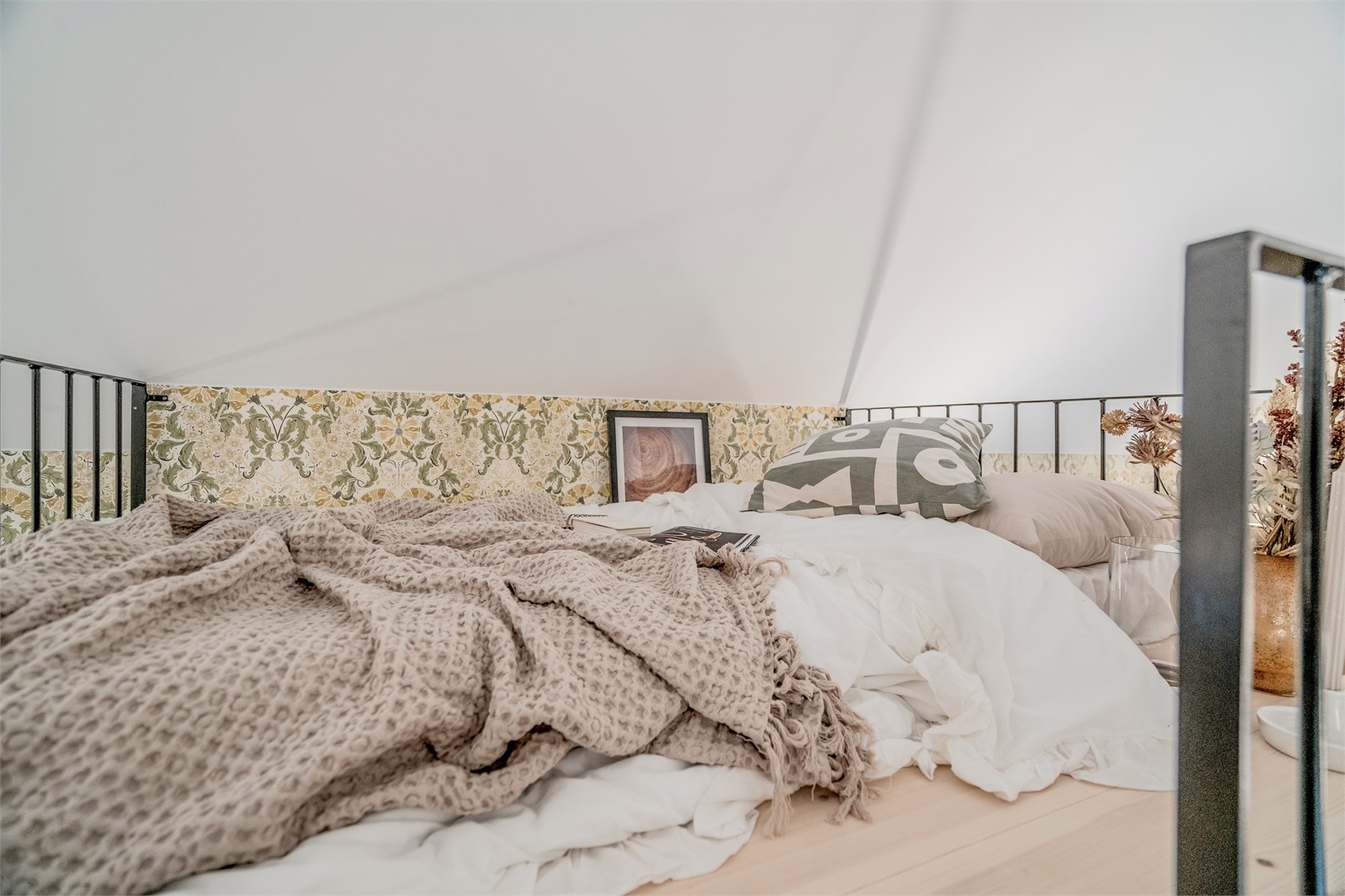 chambre sur mezzanine basse