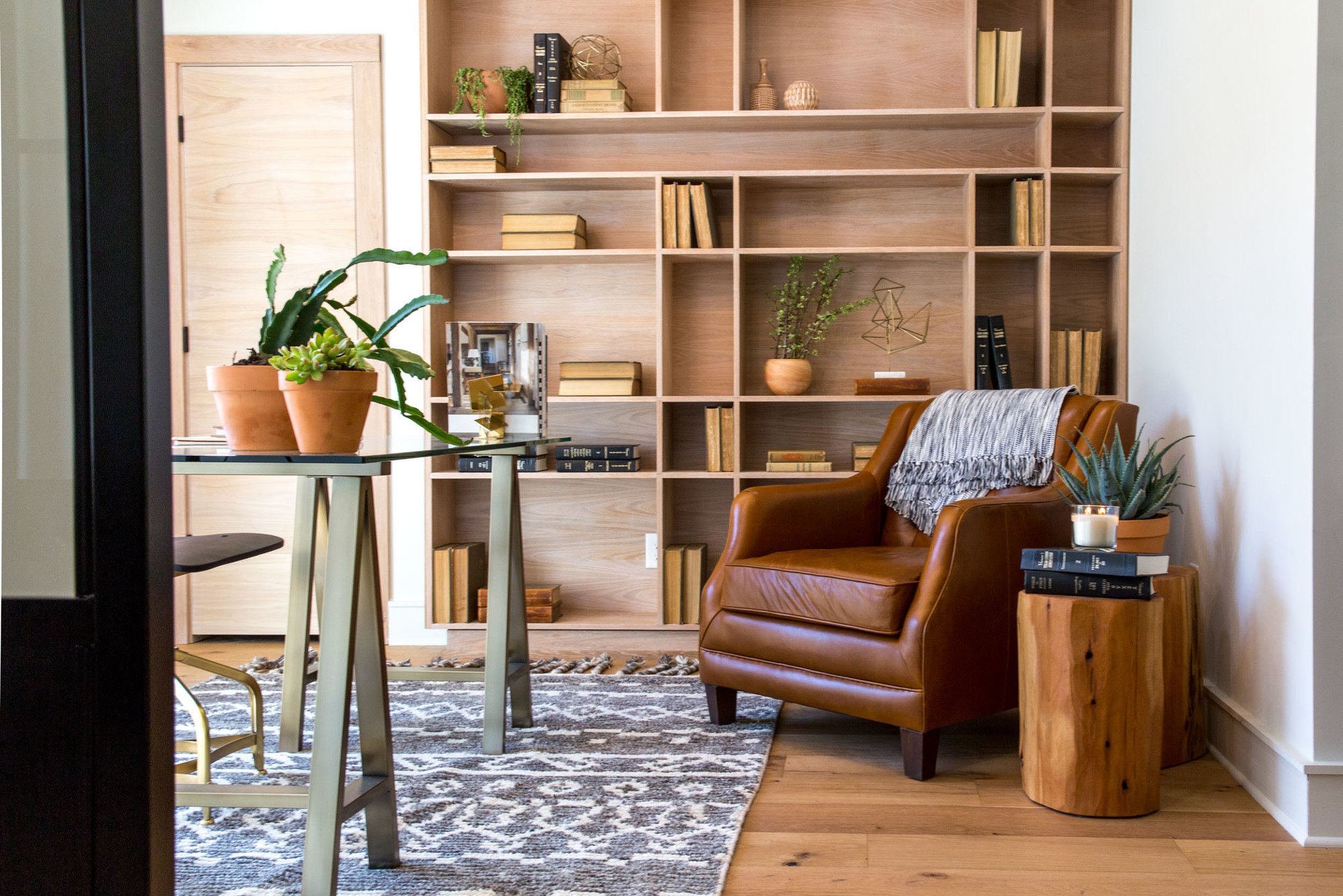 bureau maison rénovée par Joanna et Chip Gaines bureau maison rénovée par Joanna et Chip Gaines