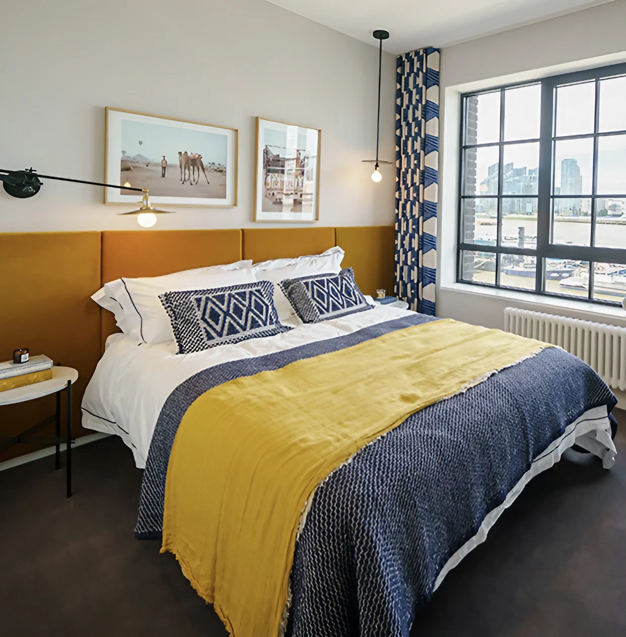 chambre décoration contemporaine bleue et jaune