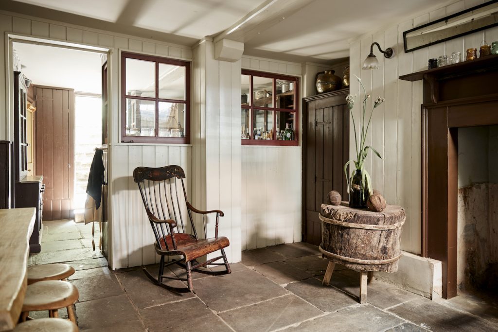 salon maison ancienne rénovée