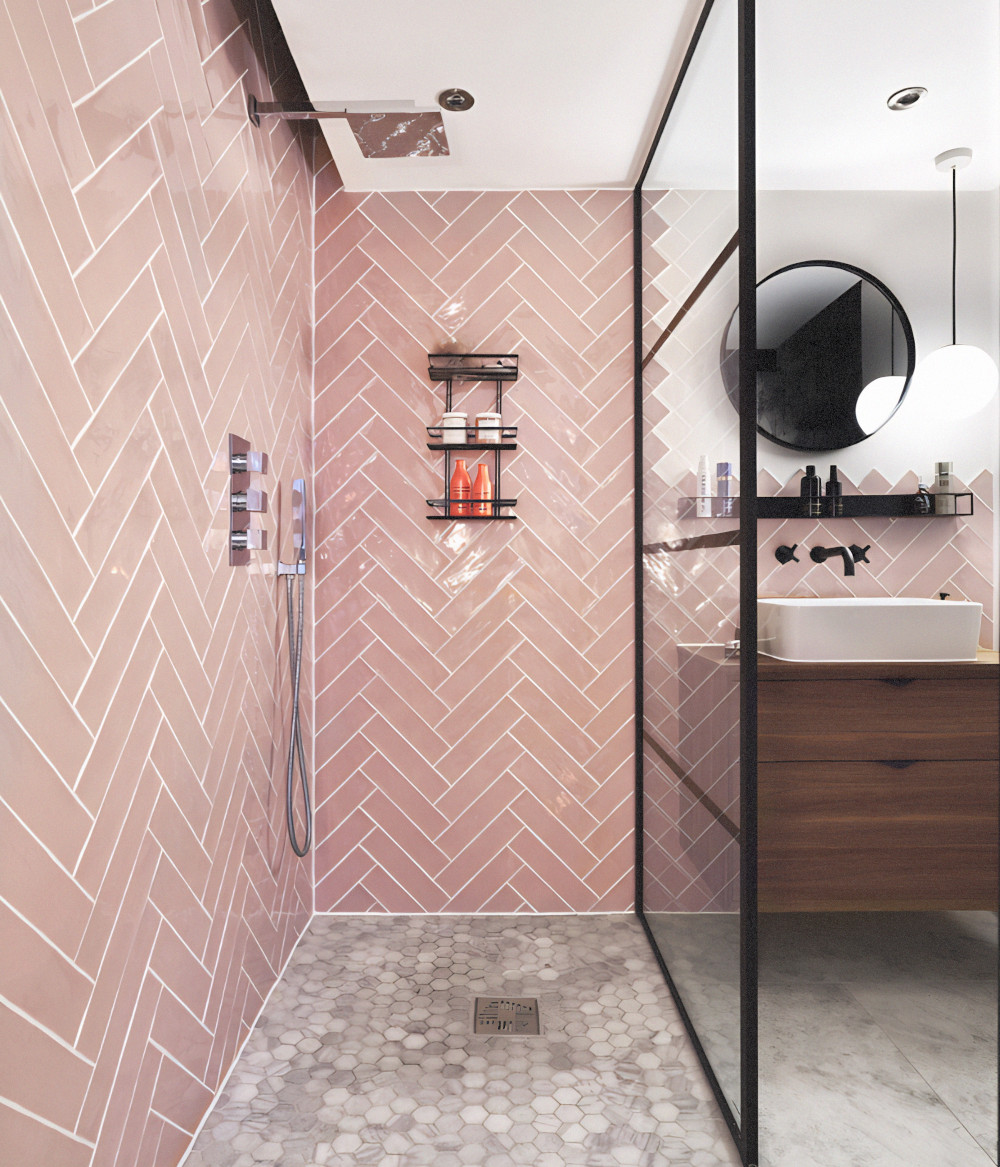 salle de bain carrelage rose