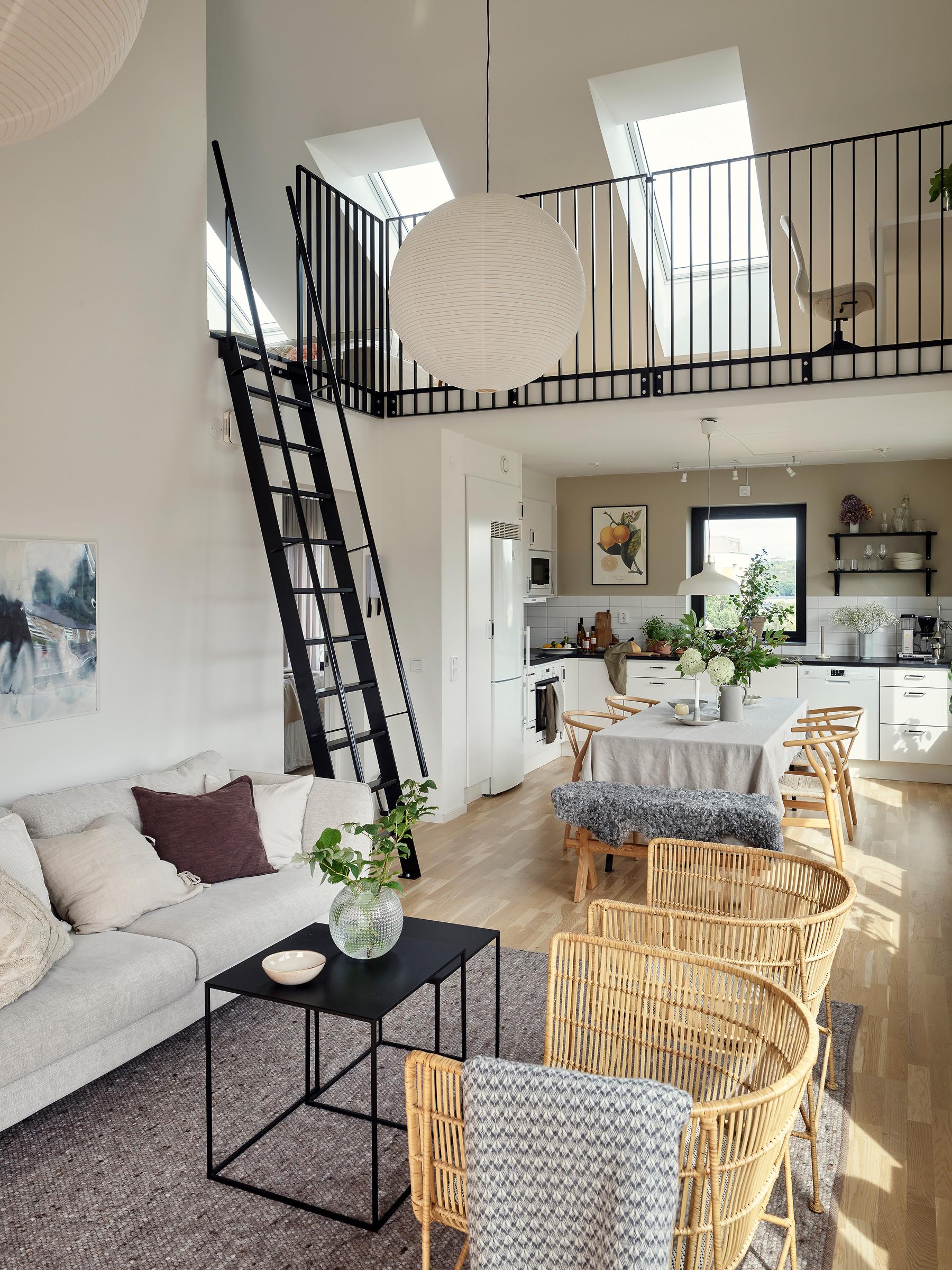salon avec mezzanine décoration scandinave