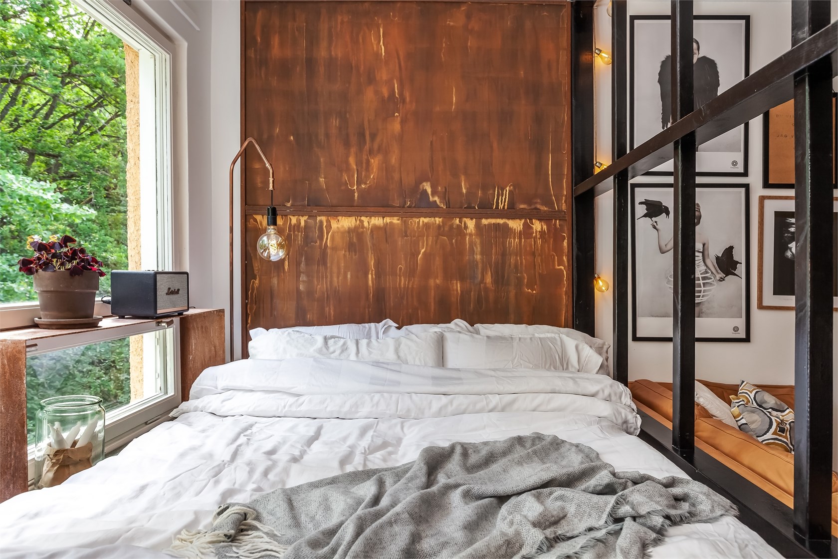 chambre studio avec verrière