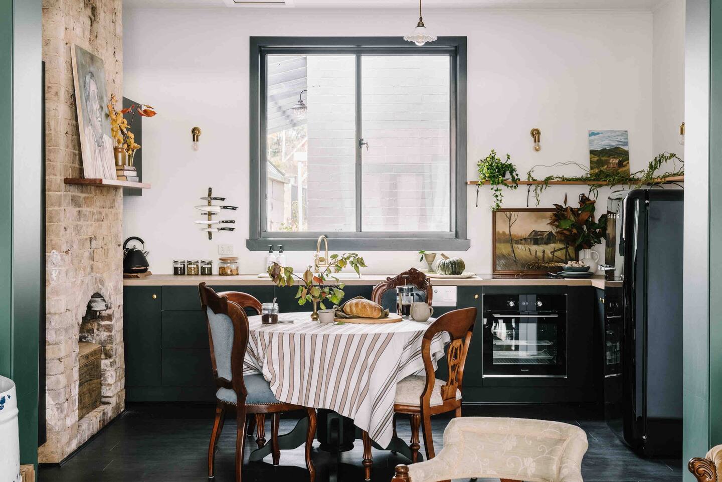 cuisine avec salle à manger décoration vintage