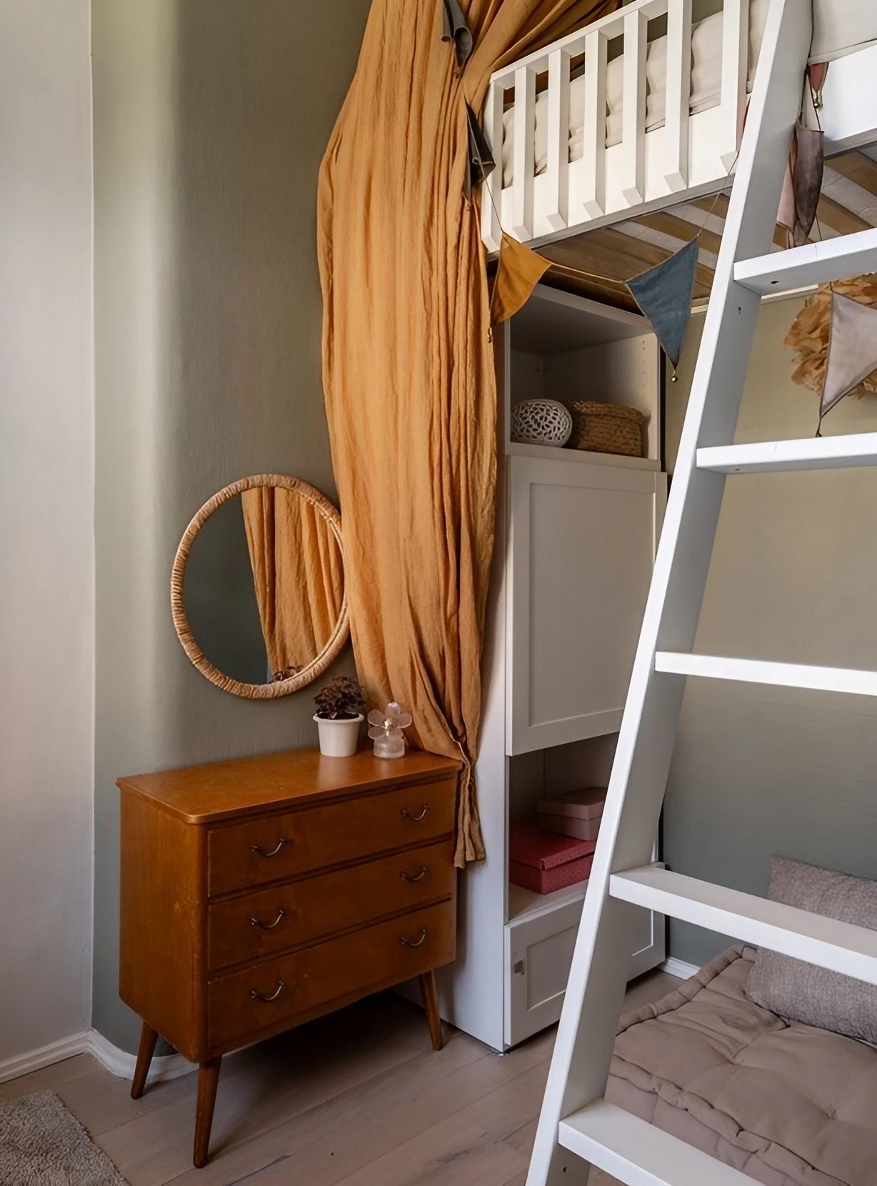 chambre d chambre d'appoint avec mezzanine