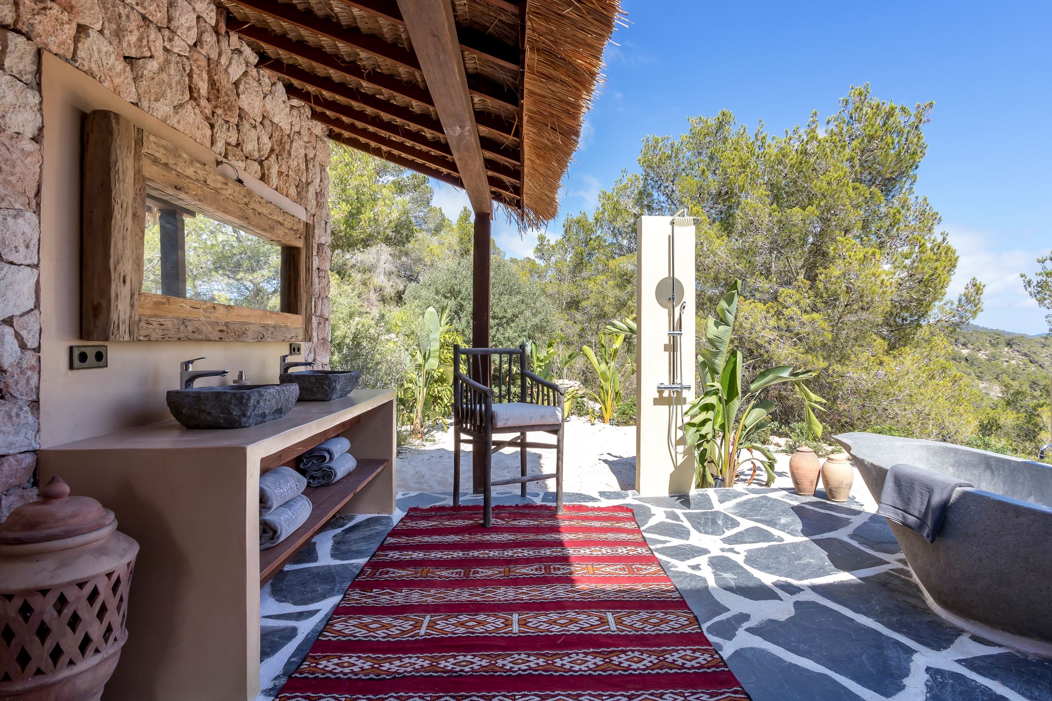 terrasse avec salle de bain extérieure terrasse avec salle de bain extérieure