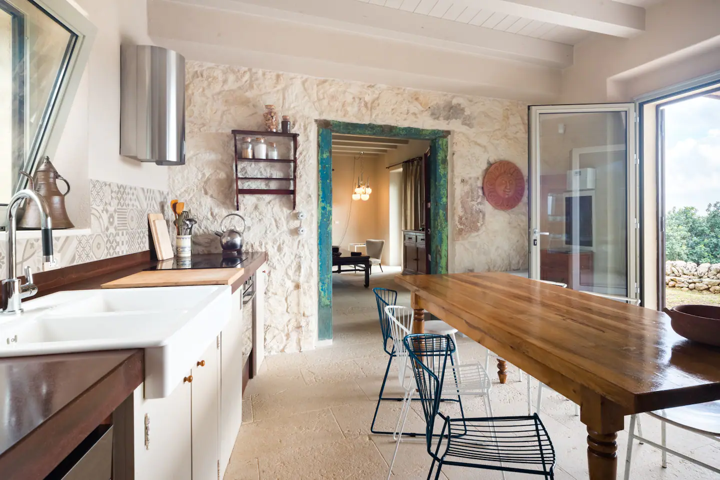 cuisine maison en pierre