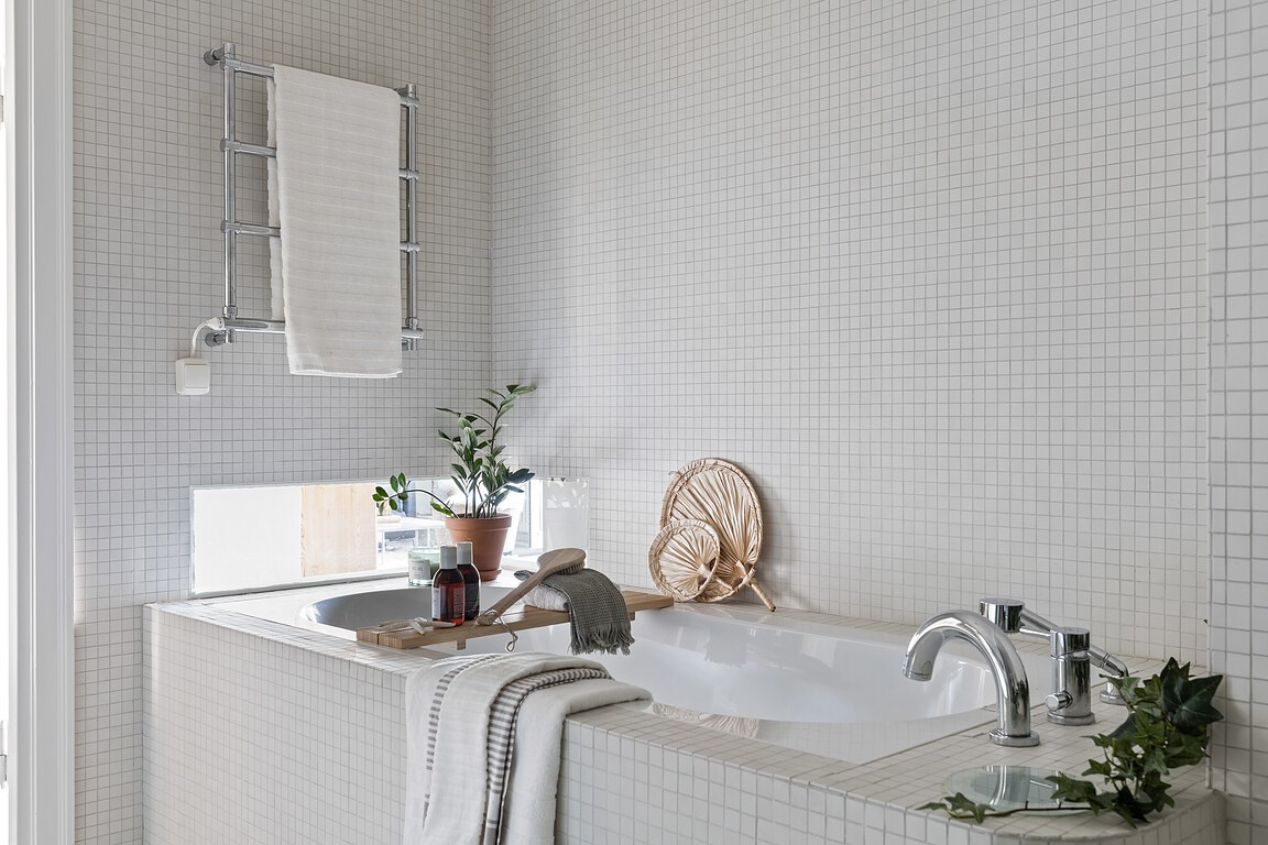 salle de bain blanche