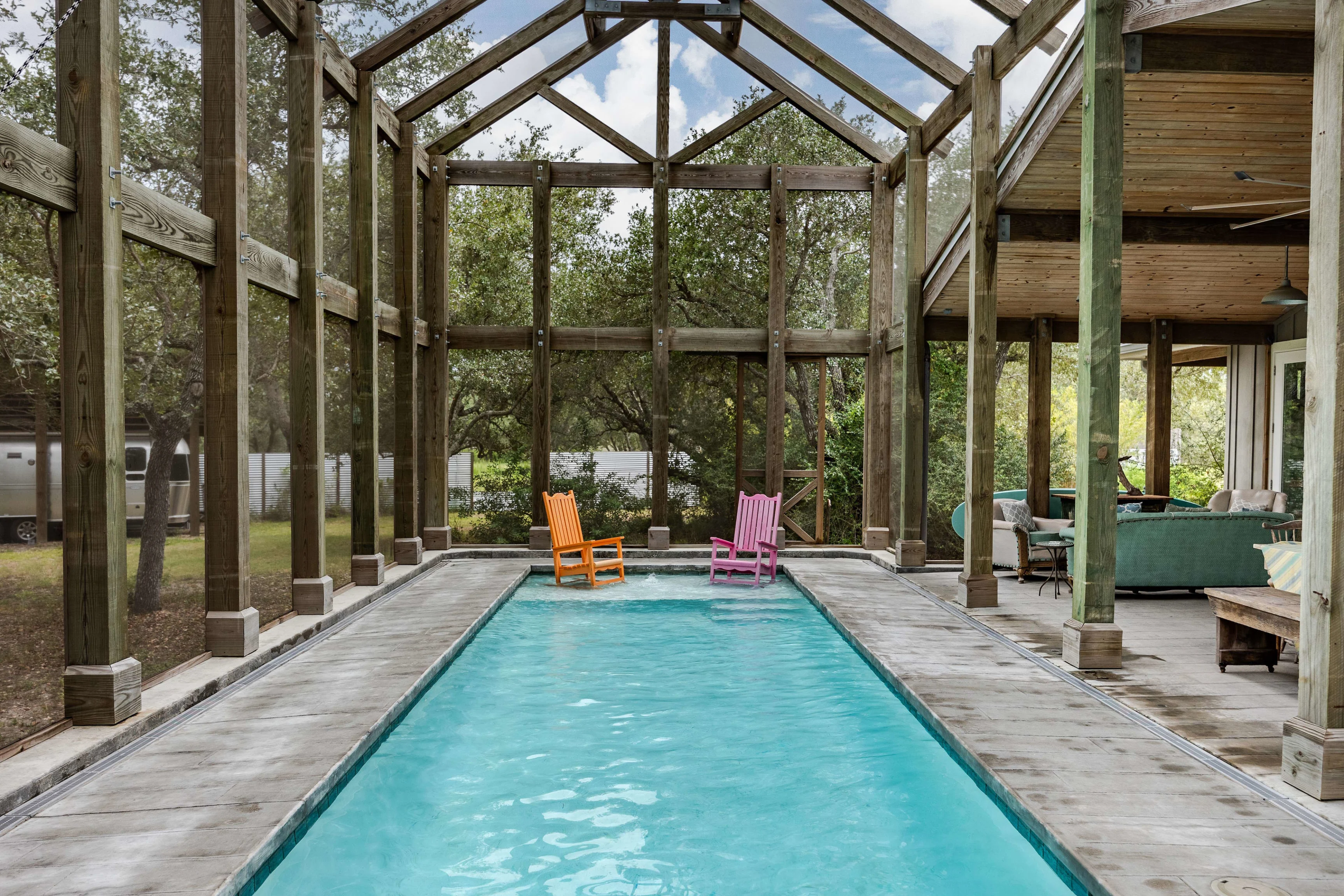 jardin avec piscine