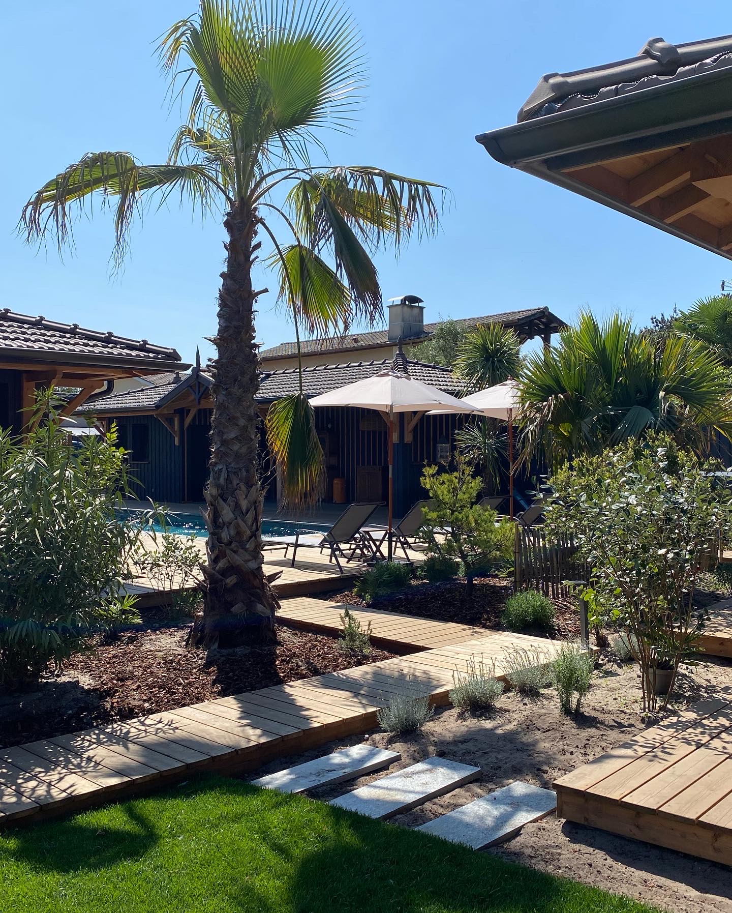 maison en bois avec piscine Villa Canau maison en bois avec piscine Villa Canau
