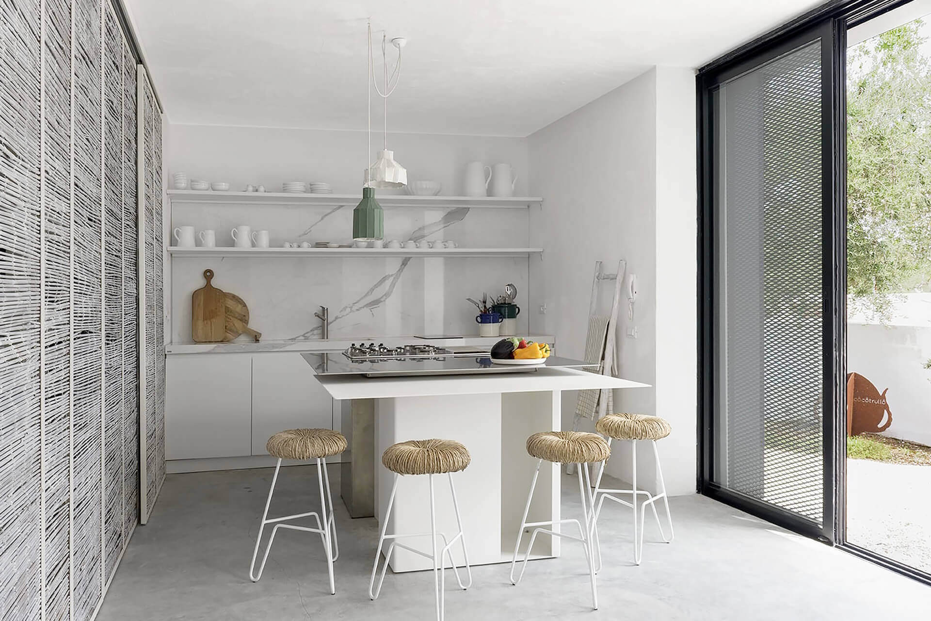 cuisine blanche maison des Pouilles Coco Trullo