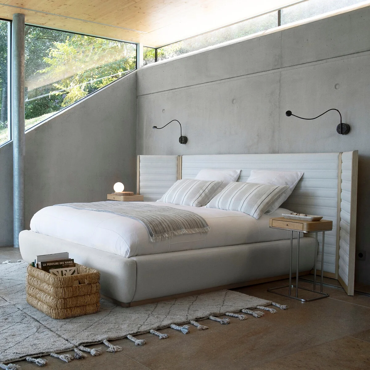 chambre mur béton nouveau catalogue AM PM automne/hiver 2023/2024 chambre mur béton nouveau catalogue AM PM automne/hiver 2023/2024