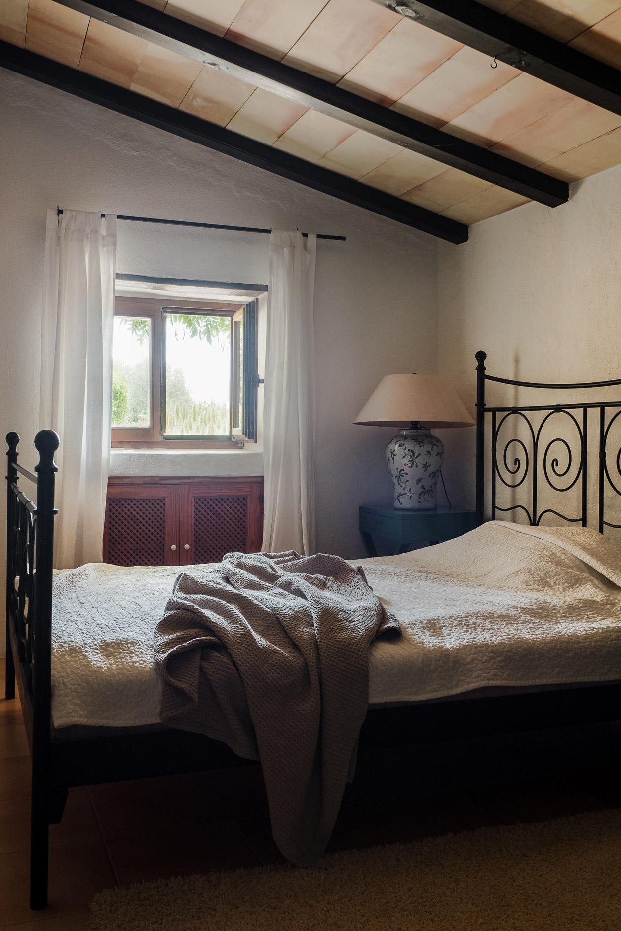 chambre décoration rustique moderne maison en pierres